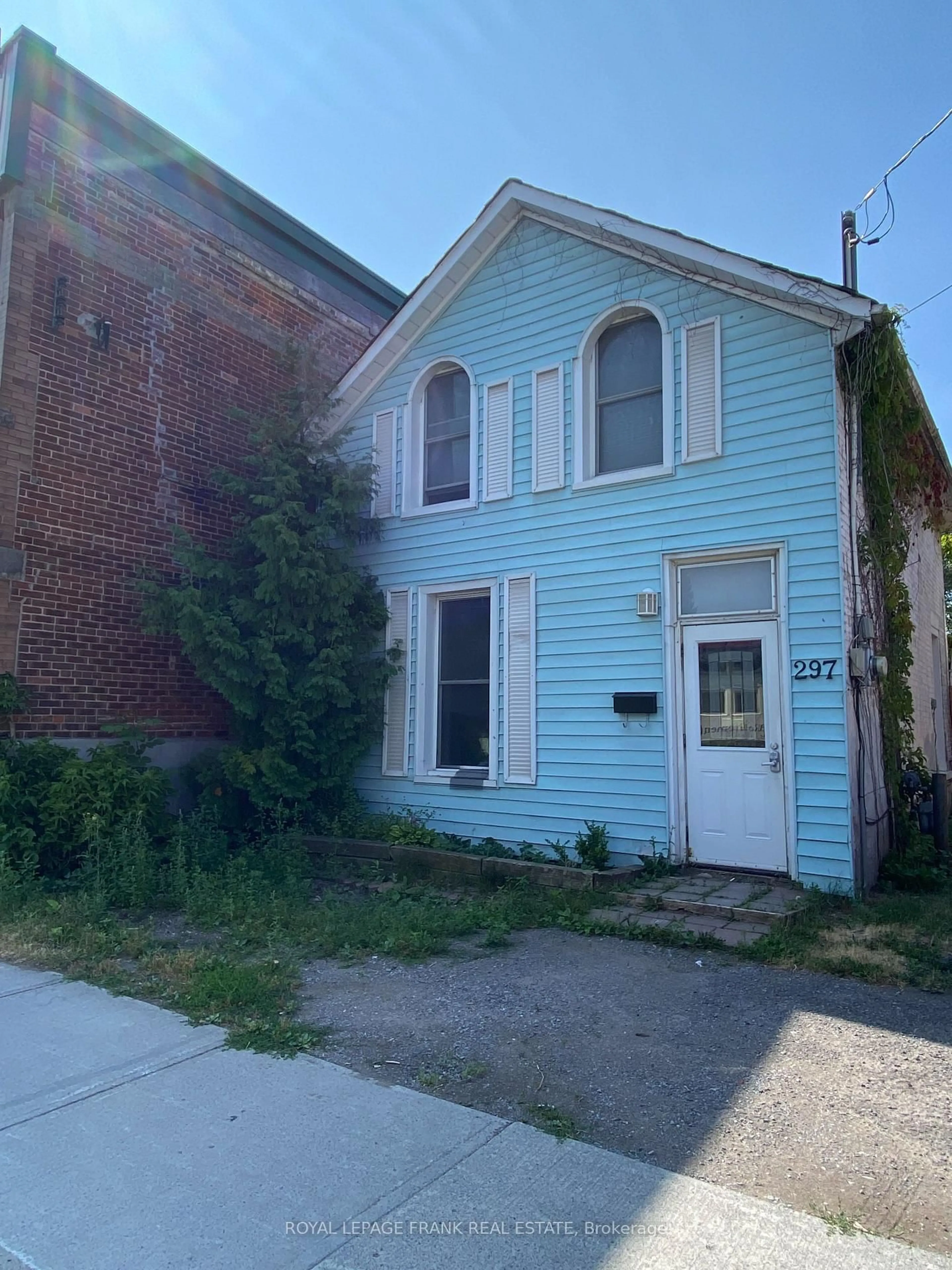 Home with brick exterior material, street for 297 Sherbrooke St, Peterborough Central Ontario K9J 2N7