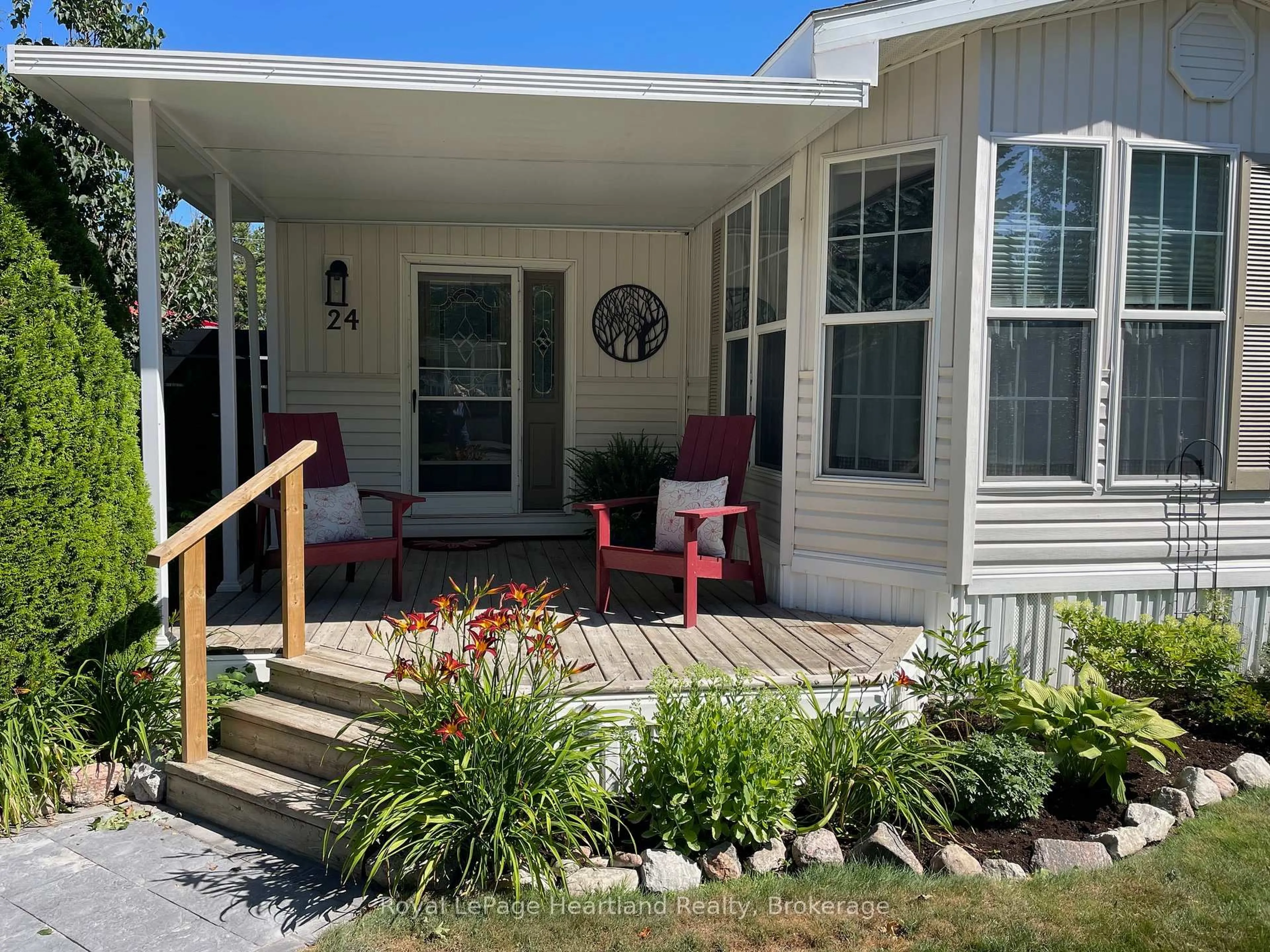 Patio, street for 77307 BLUEWATER Highway #24 ROWAN RD, Bluewater Ontario N0M 1G0