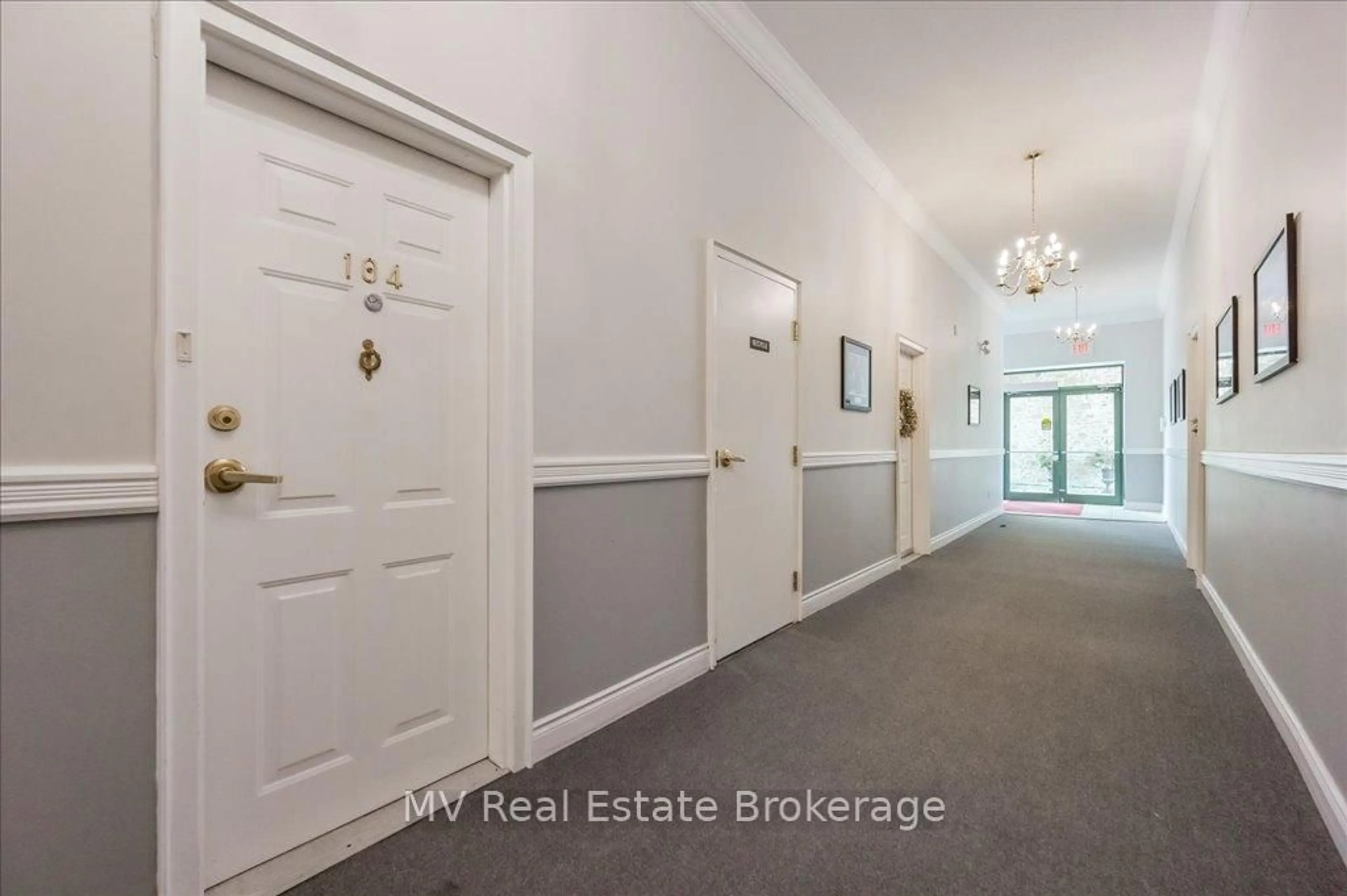 Indoor foyer for 478 St Andrew St #104, Centre Wellington Ontario N1M 1R5