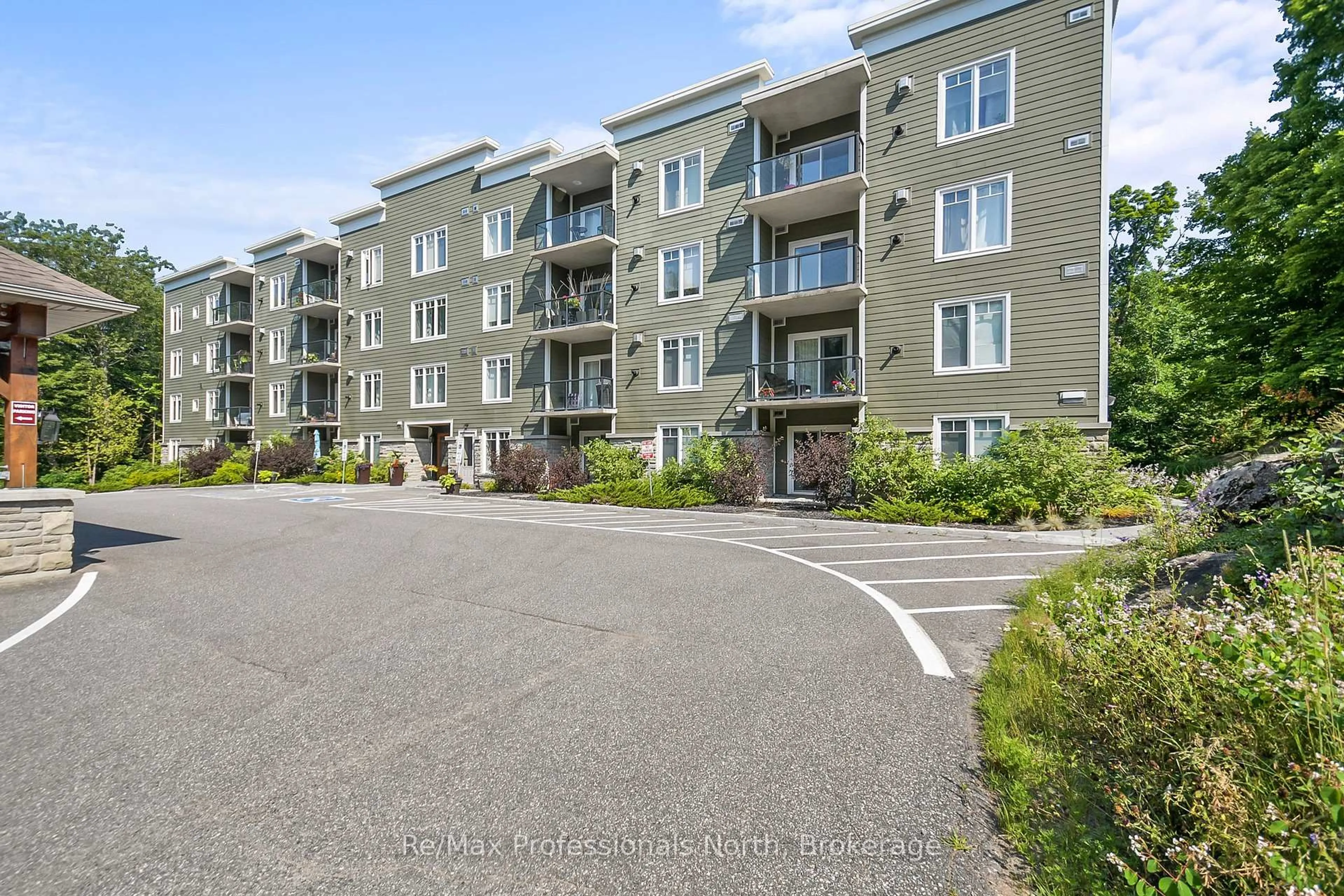 Unknown for 391 JAMES St #108, Gravenhurst Ontario P1P 0A5
