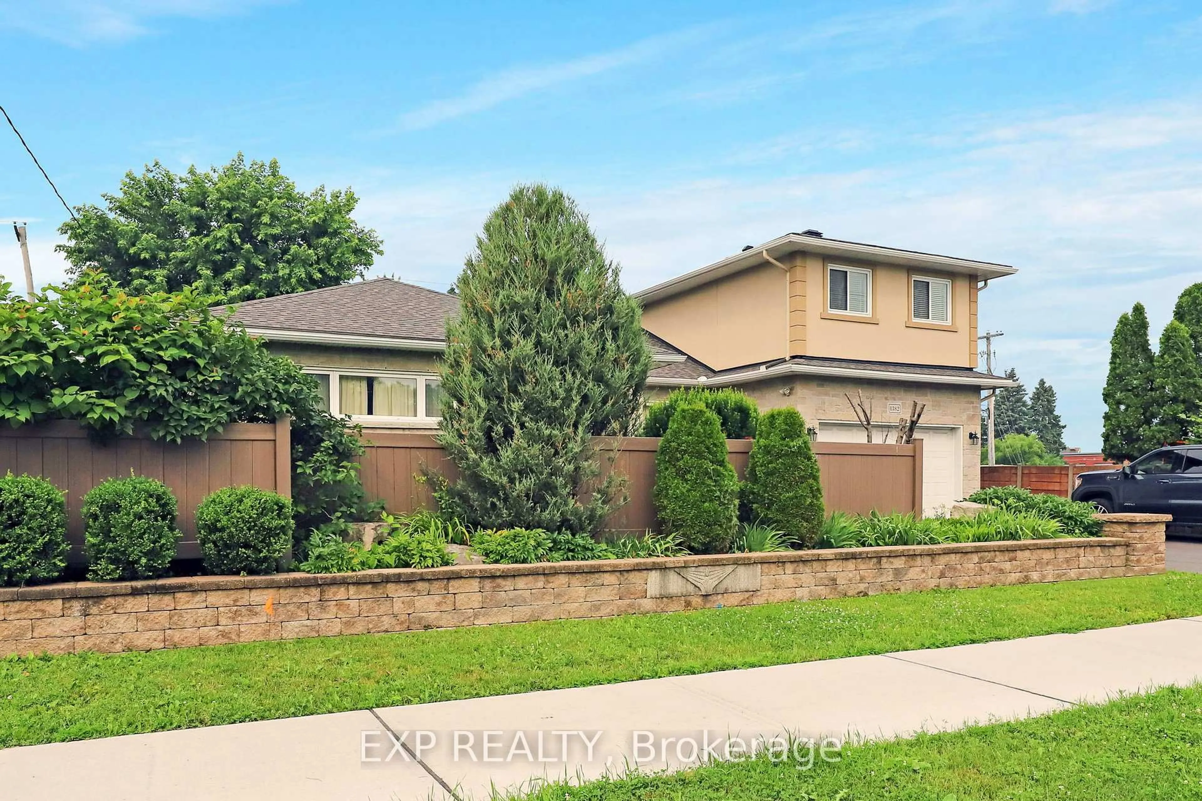 Home with brick exterior material, street for 1382 Fisher Ave, Ottawa Ontario K2C 1X1