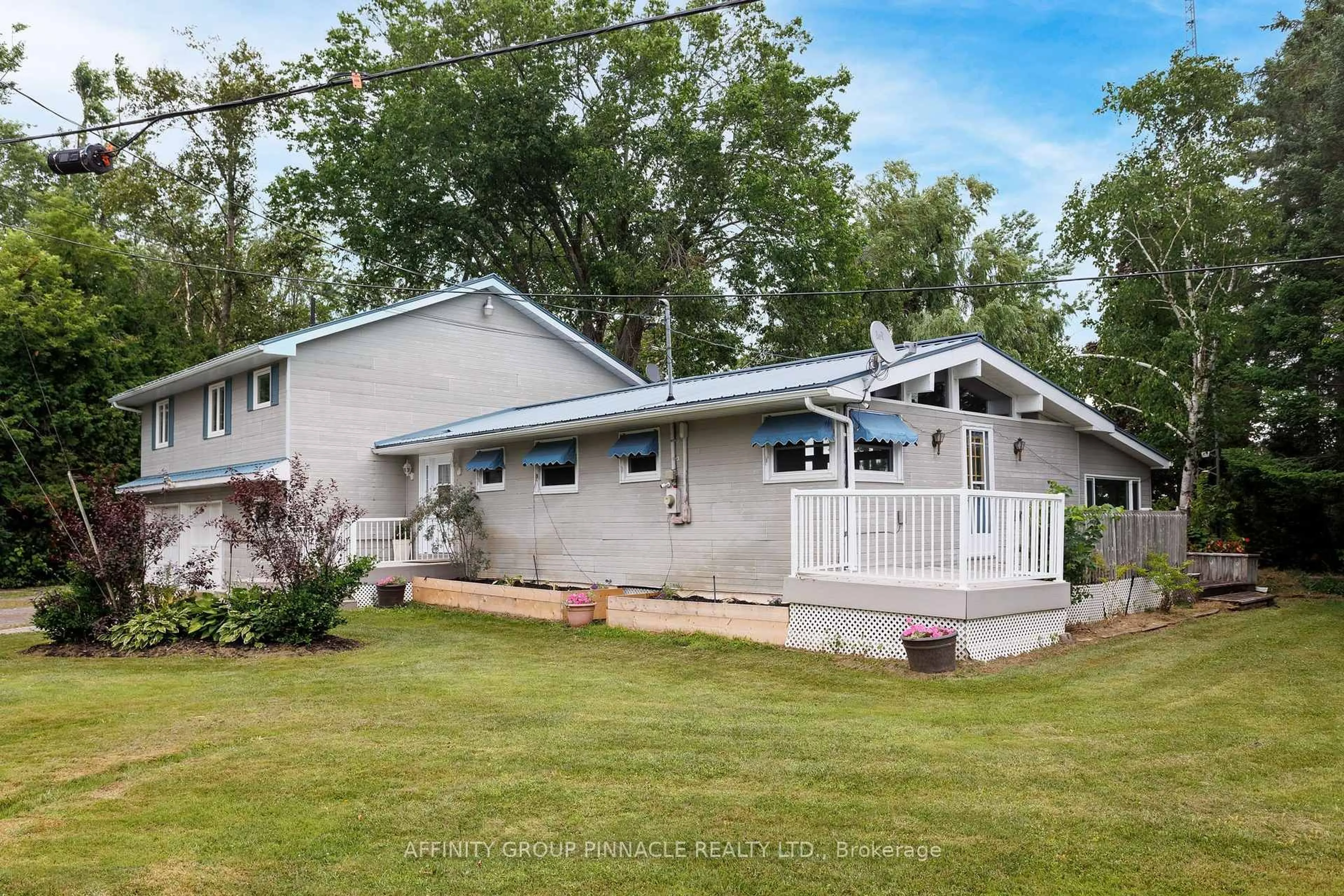 Home with vinyl exterior material, unknown for 1 Beatrice Dr, Kawartha Lakes Ontario K0M 1N0