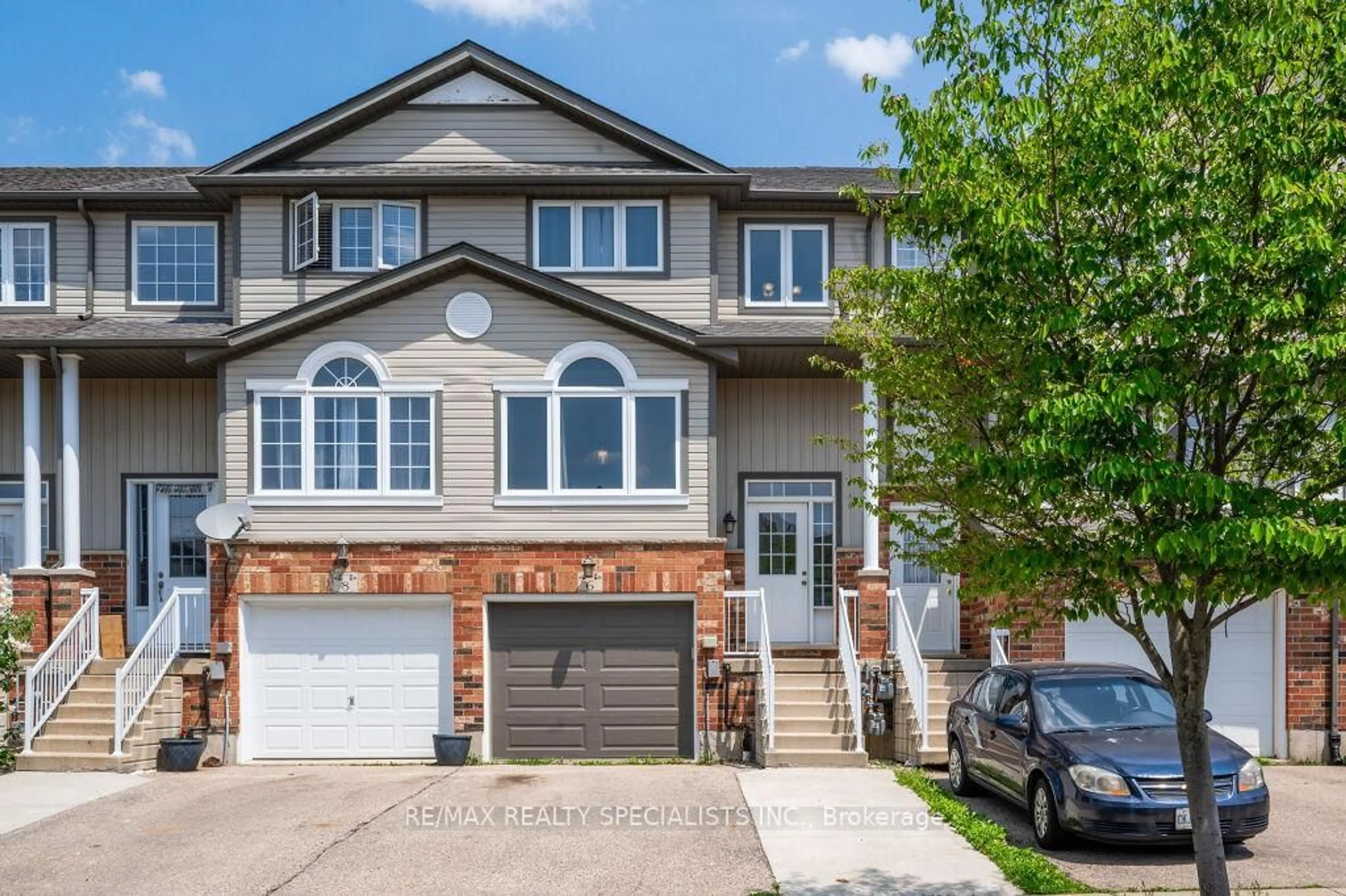 Unknown for 6 Madeleine St, Kitchener Ontario N2R 1V5