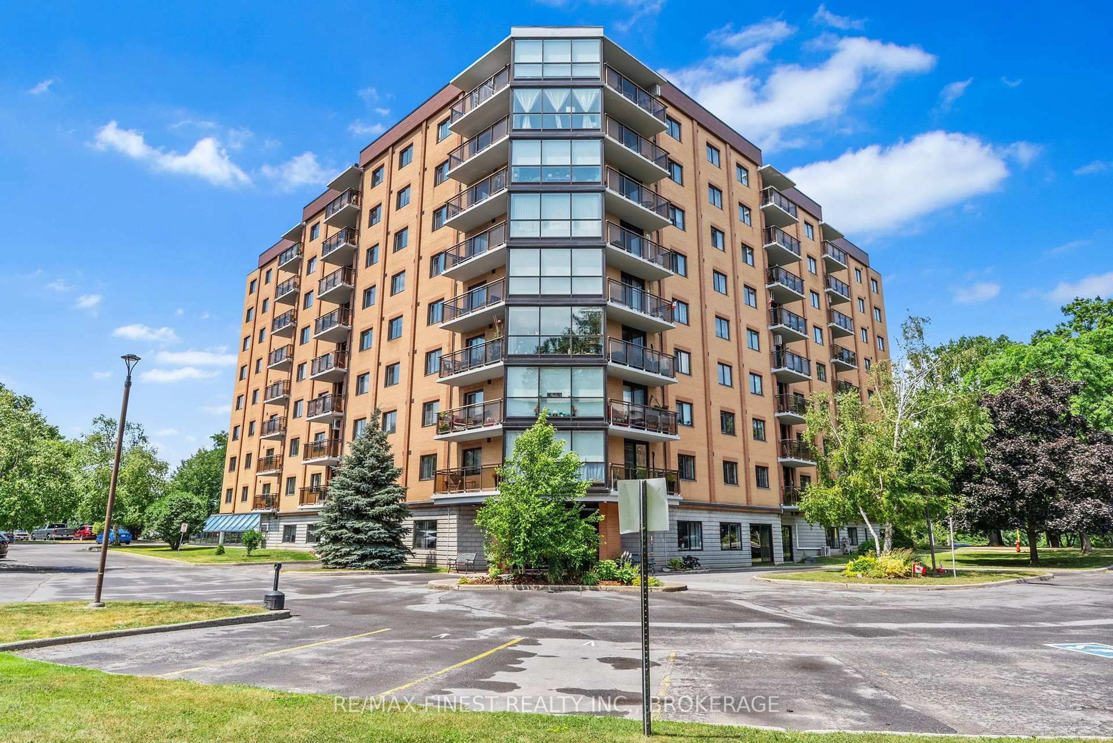 Unknown for 120 Barrett Crt #308, Kingston Ontario K7L 5H6