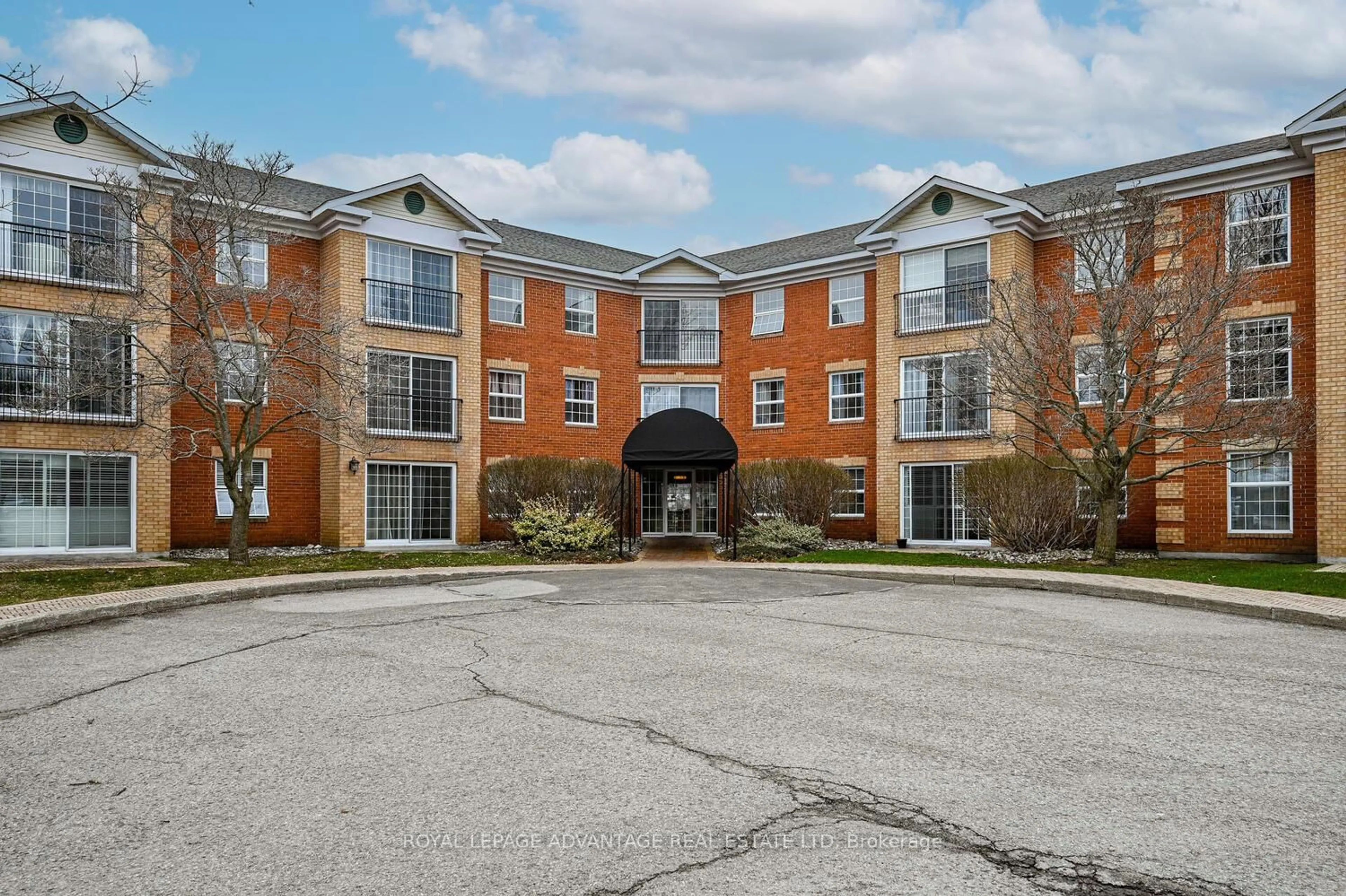 Unknown for 40 Pearl St #316, Smiths Falls Ontario K7A 5B5