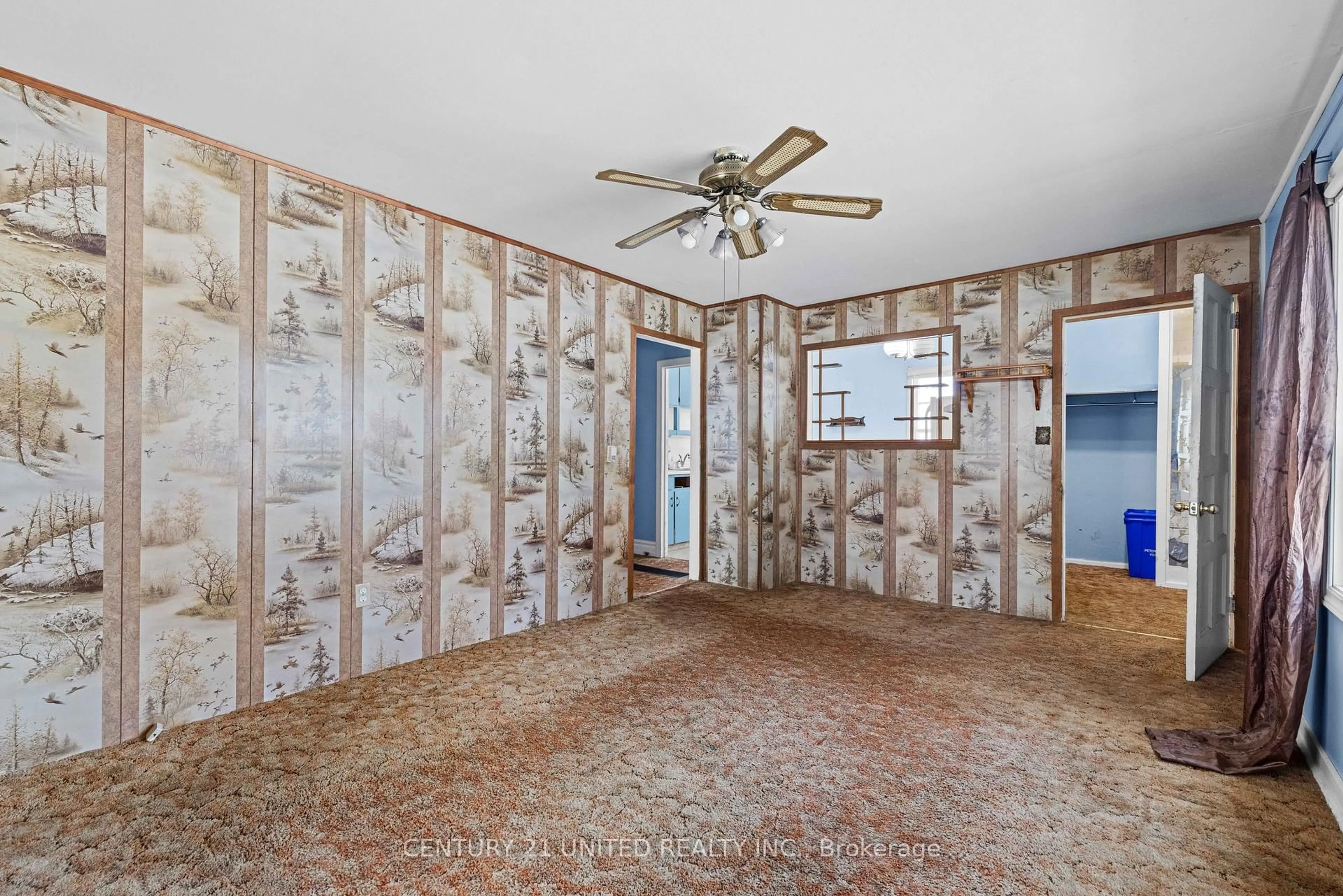 A pic of a room for 249 Woodbine Ave, Peterborough East Ontario K9H 1N8