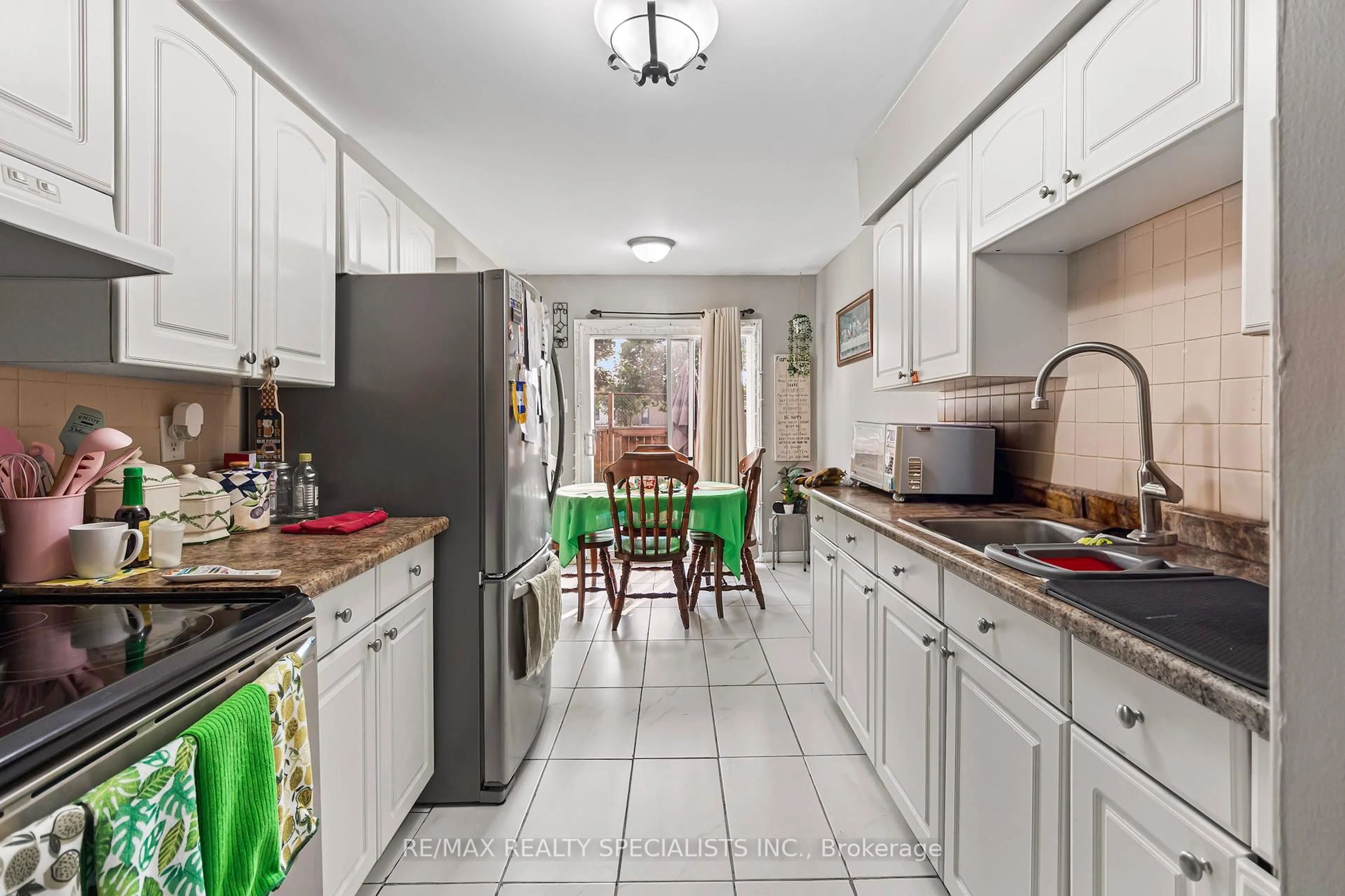 Unknown for 766 Walter St #I, Cambridge Ontario N3H 4P3