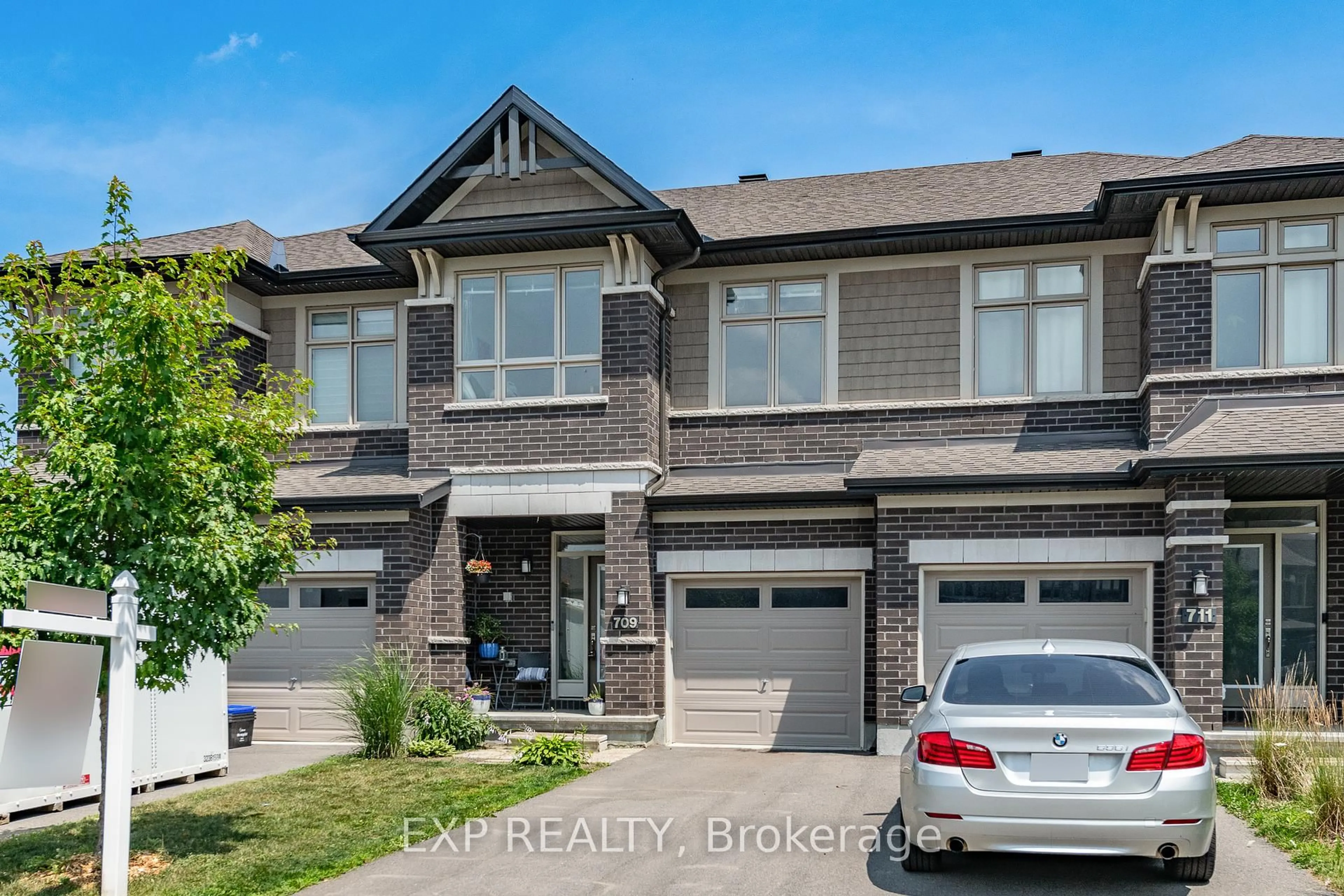 Home with brick exterior material, street for 709 Capricorn Circ, Ottawa Ontario K4M 0J5