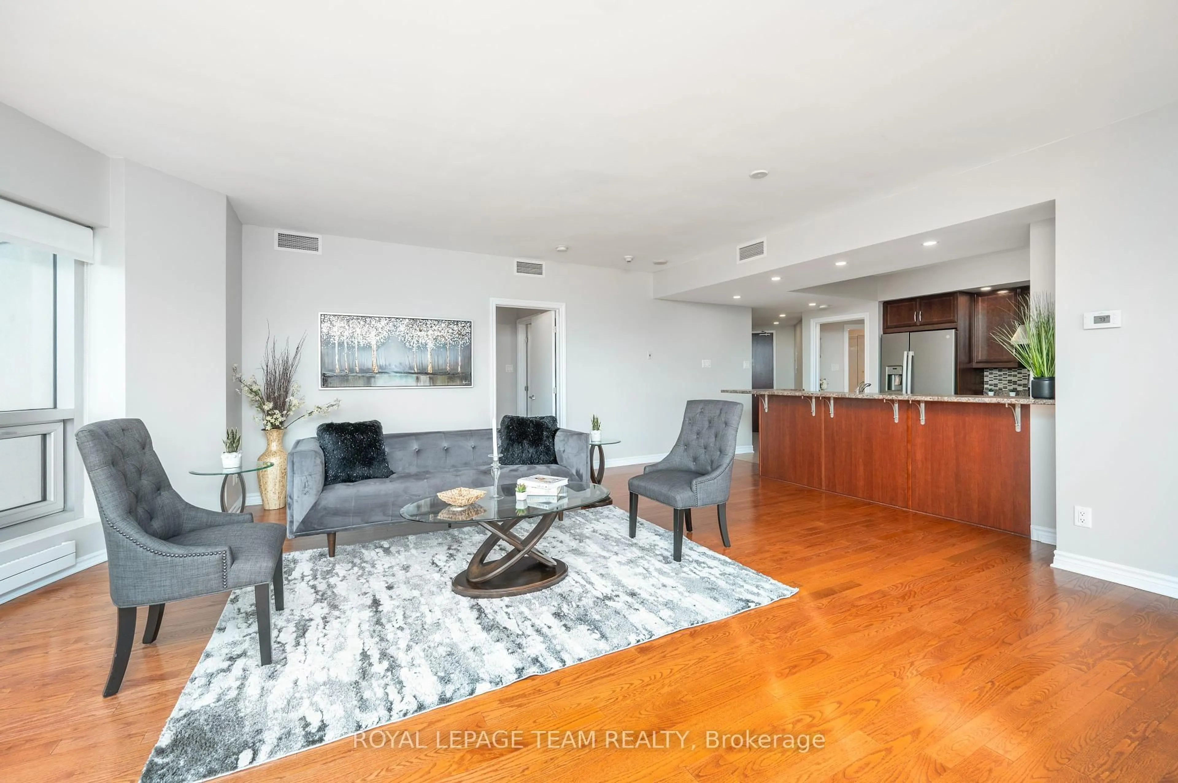 Living room with furniture, unknown for 200 Rideau St #1704, Ottawa Ontario K1N 5Y1