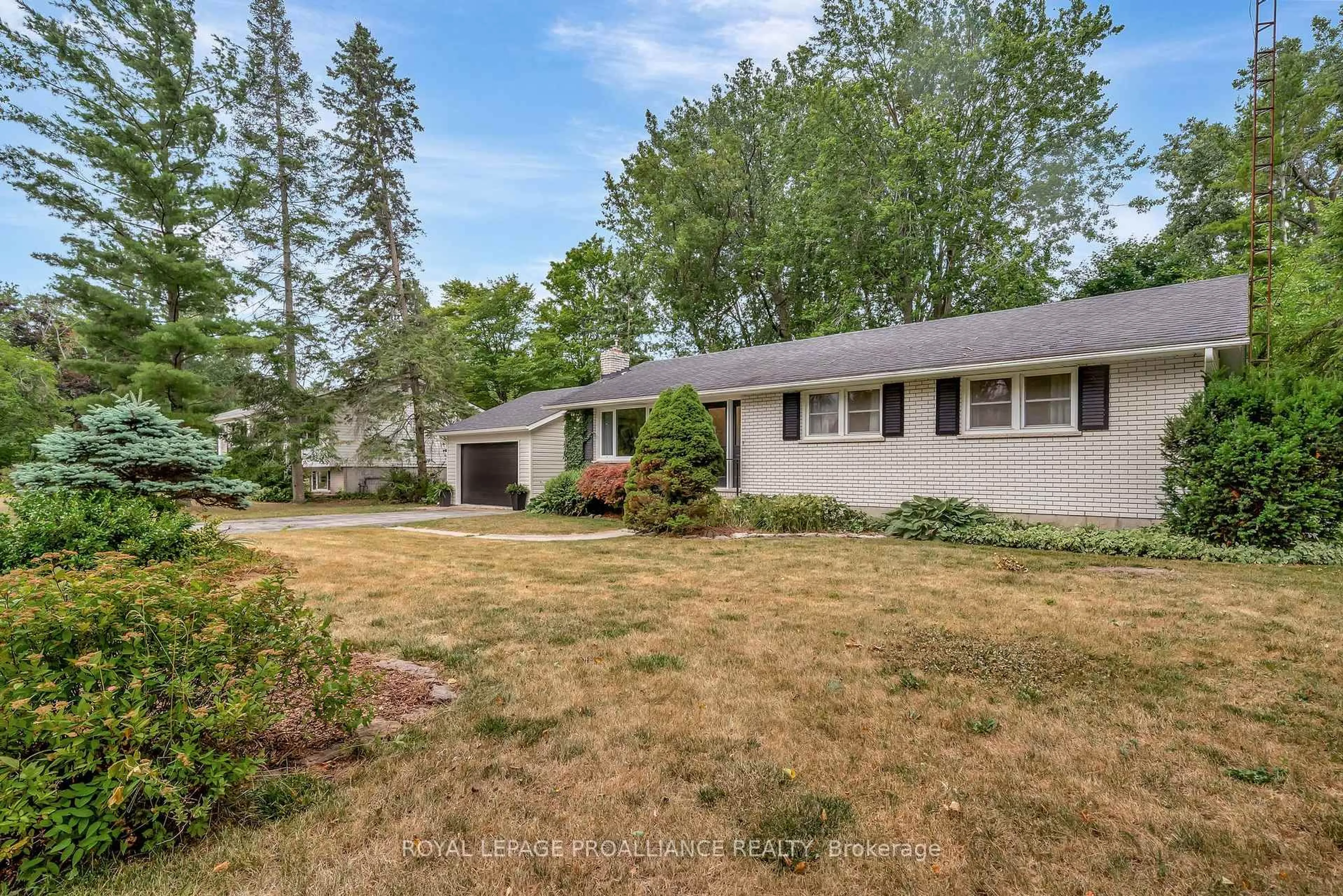 A pic from outside/outdoor area/front of a property/back of a property/a pic from drone, street for 17 Princess Dr, Quinte West Ontario K0K 1L0