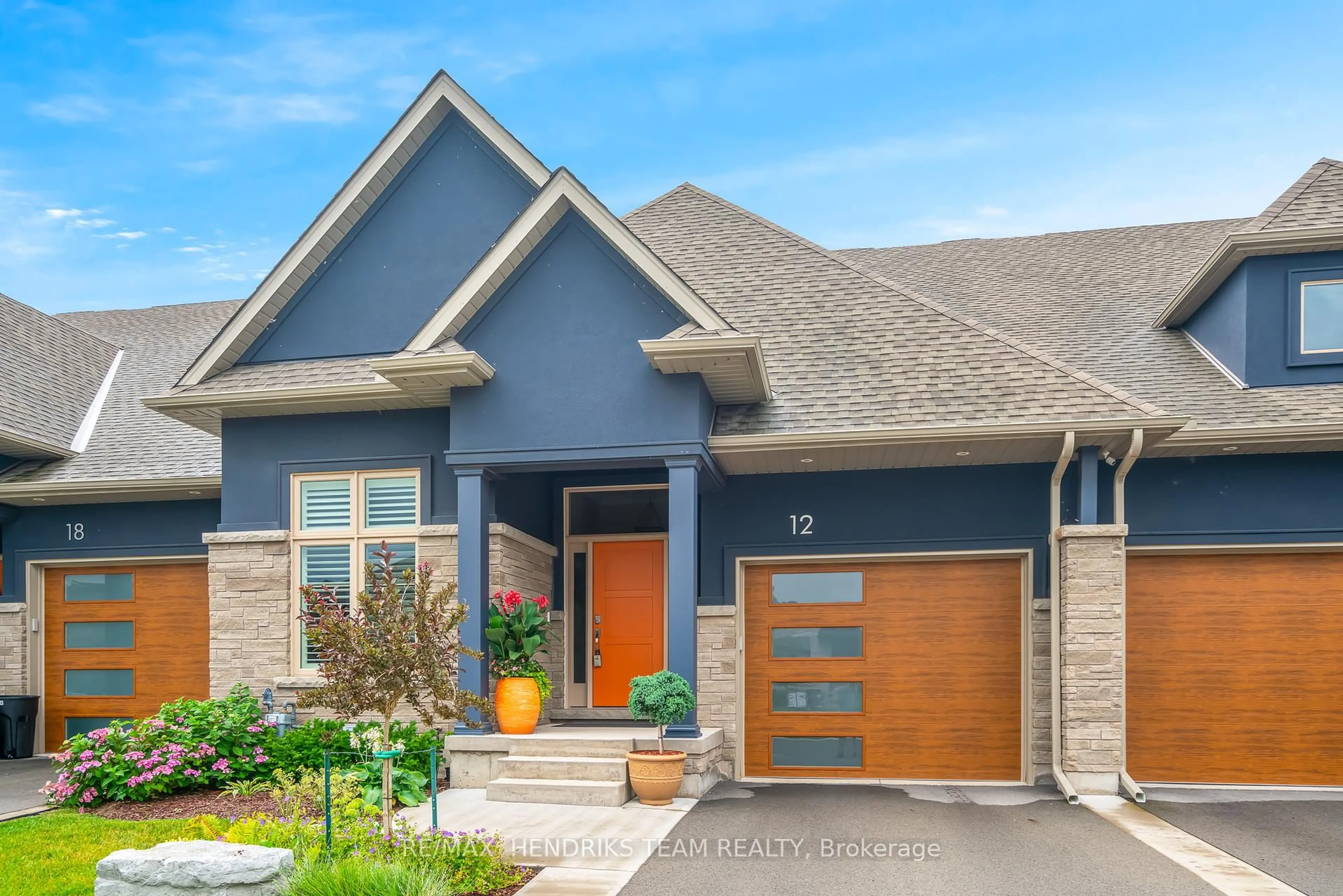 Home with brick exterior material, street for 12 Carrick Tr, Welland Ontario L3B 0E7