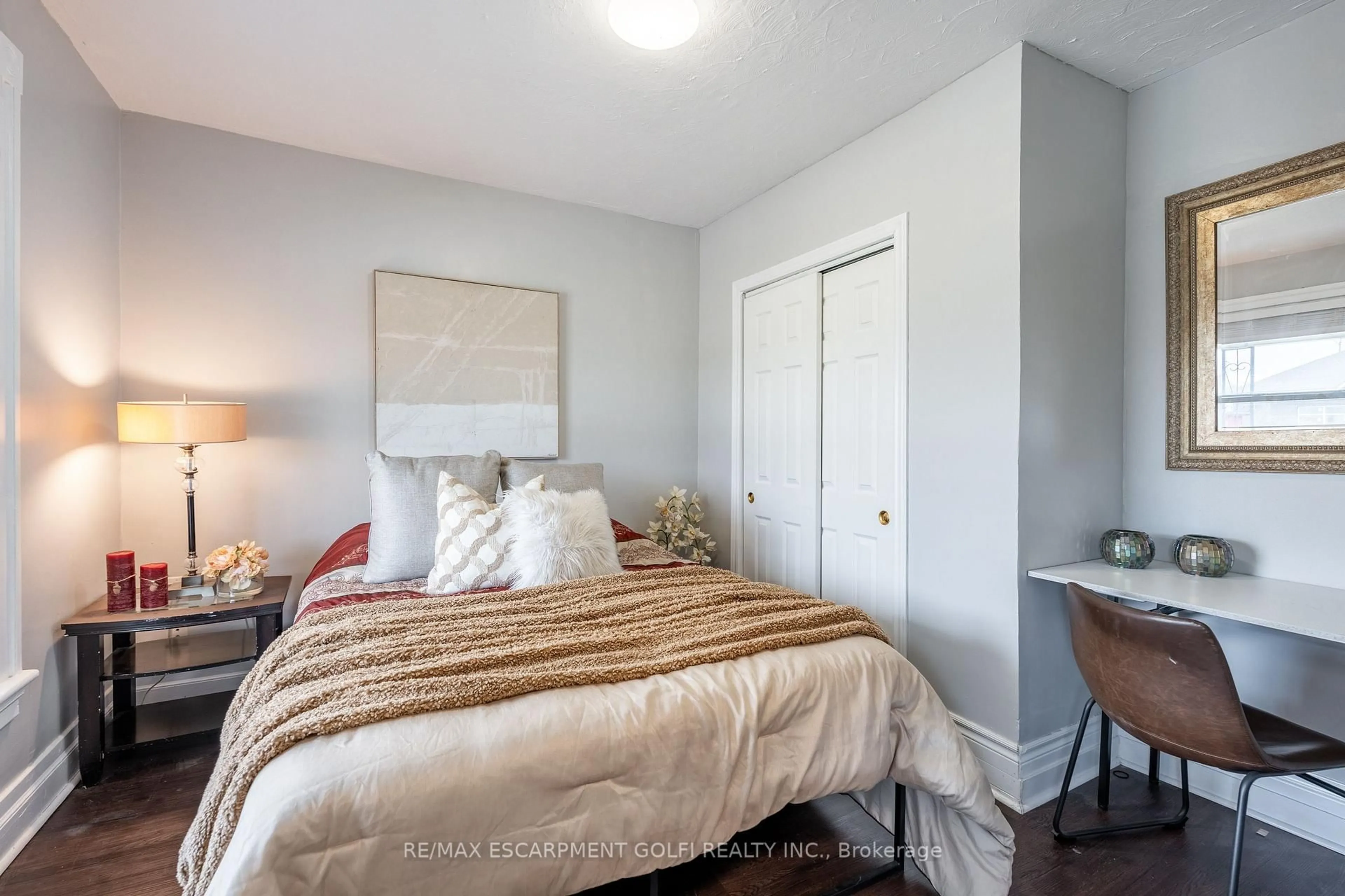 Bedroom with bed, wood/laminate floor for 4475 First Ave, Niagara Falls Ontario L2E 4G1