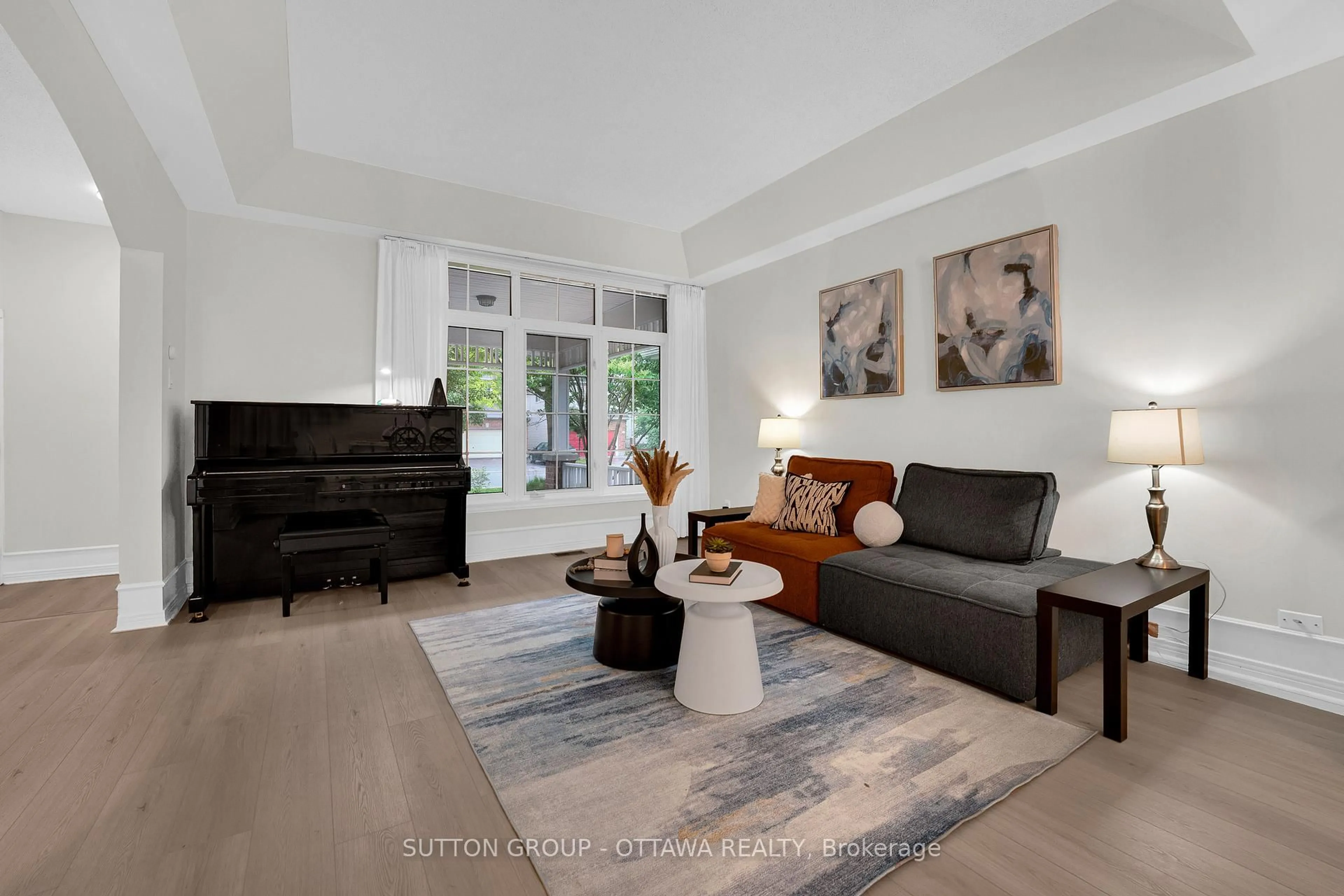 Living room with furniture, unknown for 8 Dunn St, Kanata Ontario K2K 3J8