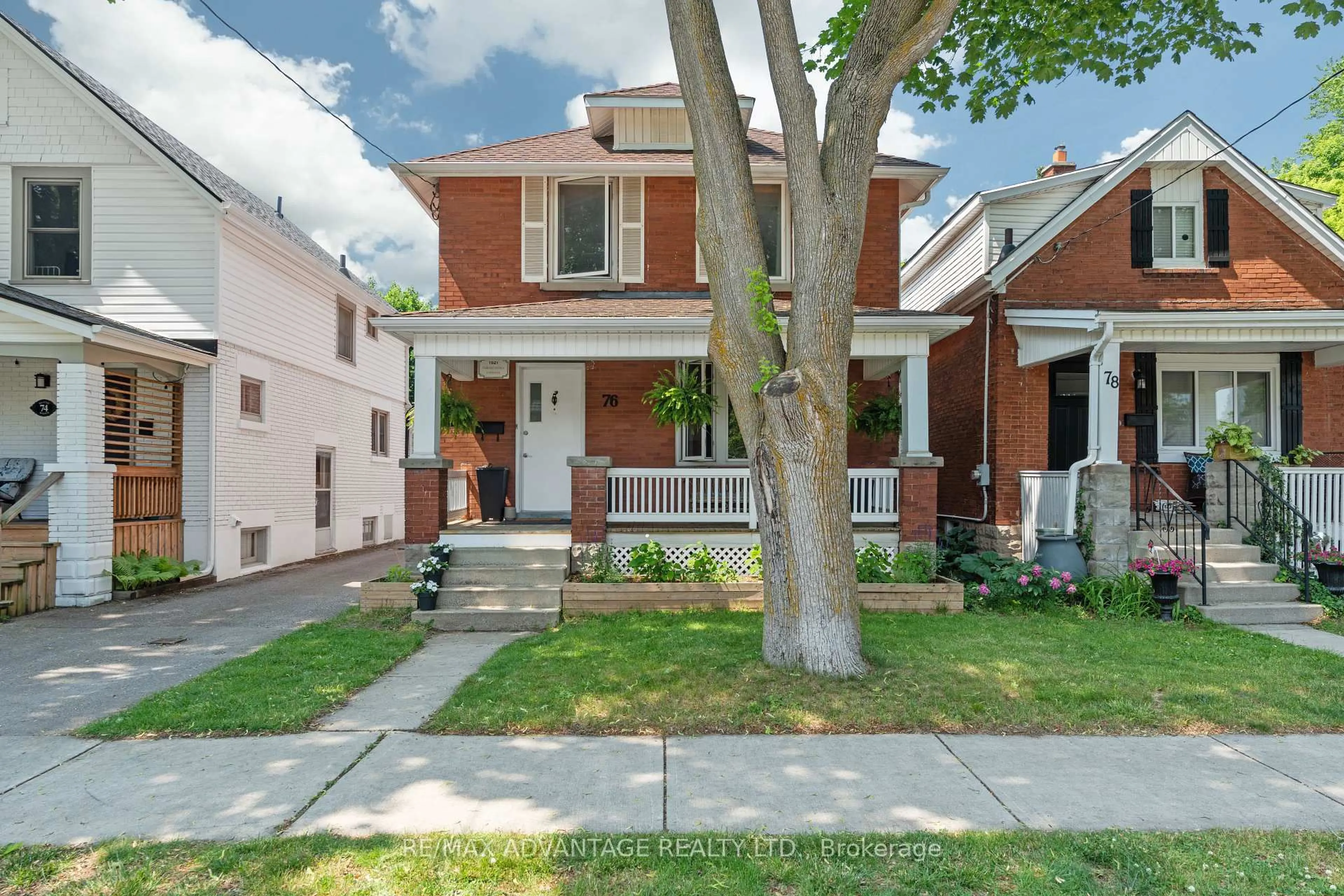 Home with brick exterior material, street for 76 Beattie Ave, London East Ontario N5W 2P2
