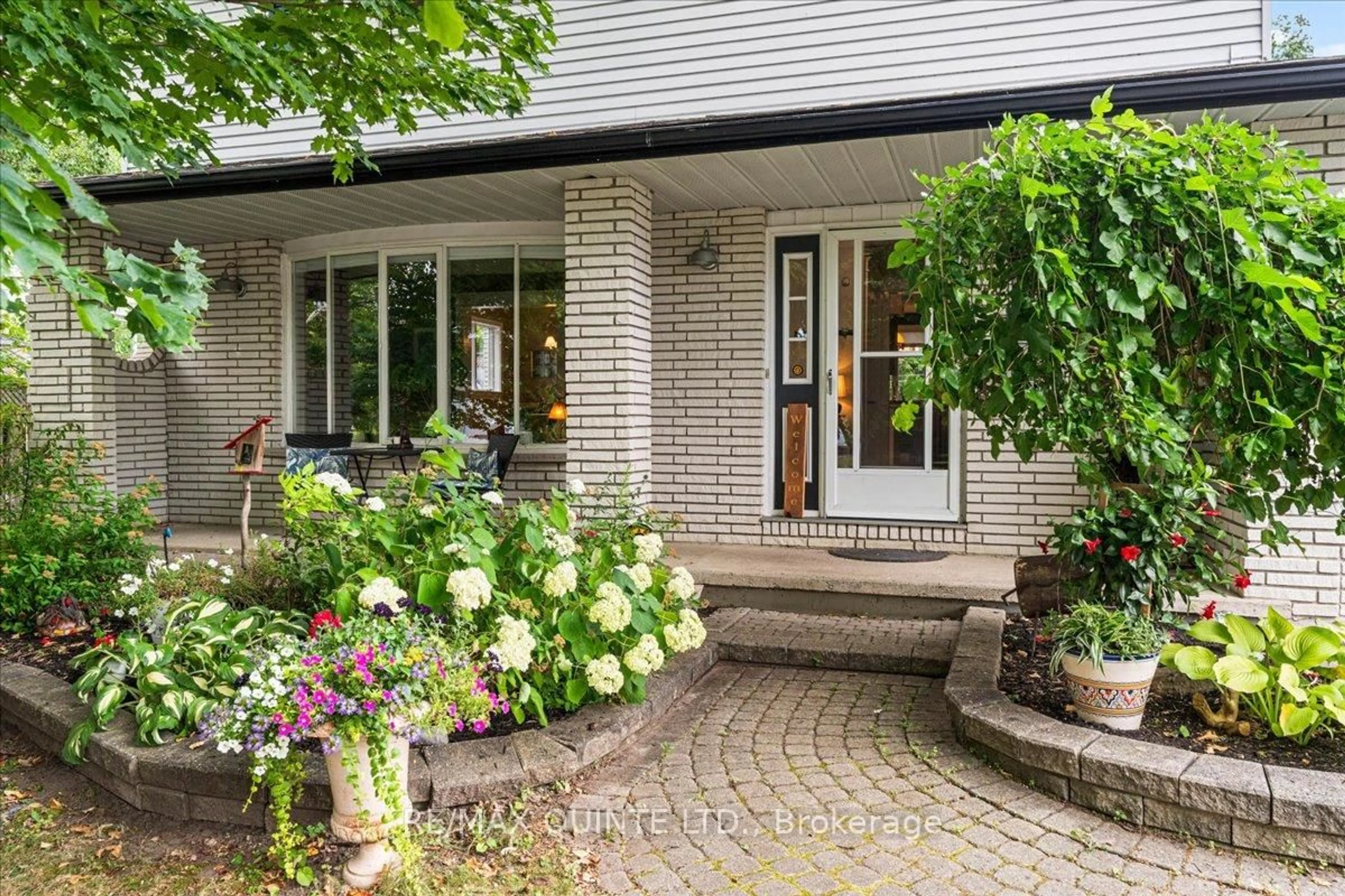 Unknown for 57 Kensington Cres, Belleville Ontario K8P 4T4