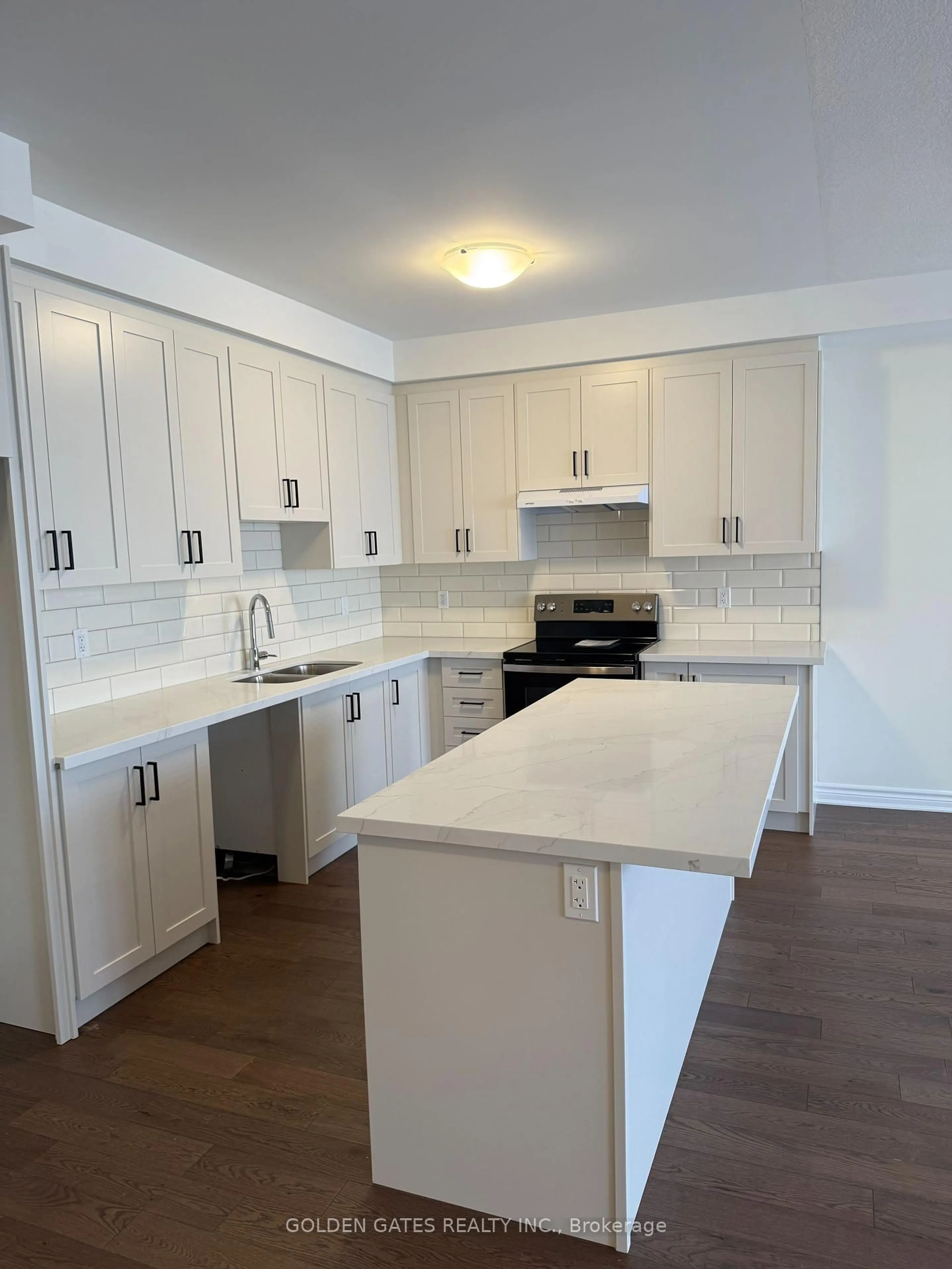 Open concept kitchen, unknown for 25 Jacko St, Tillsonburg Ontario N4G 0L8