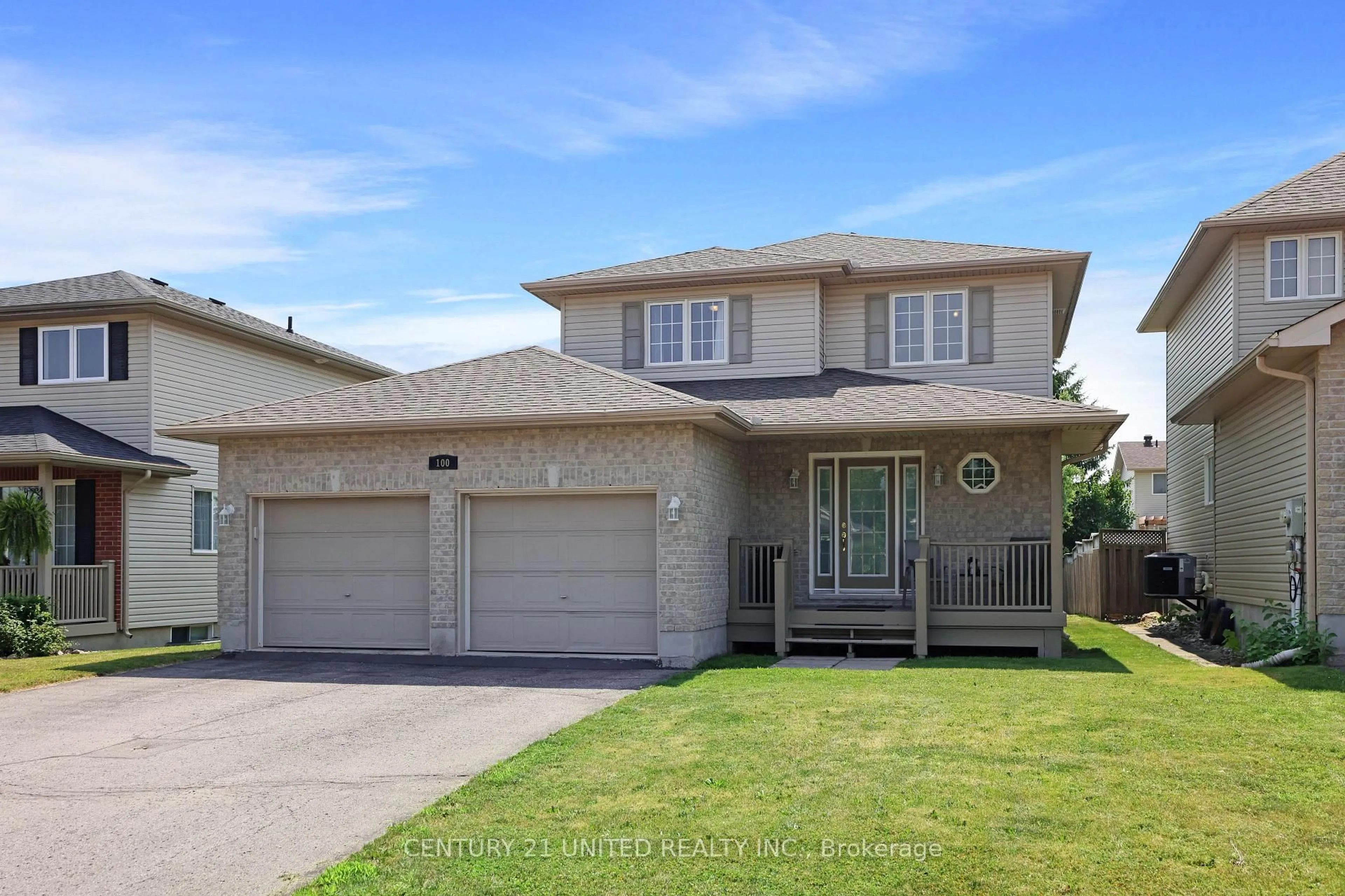 Home with brick exterior material, street for 100 Ida St, Arnprior Ontario K7S 3Y4