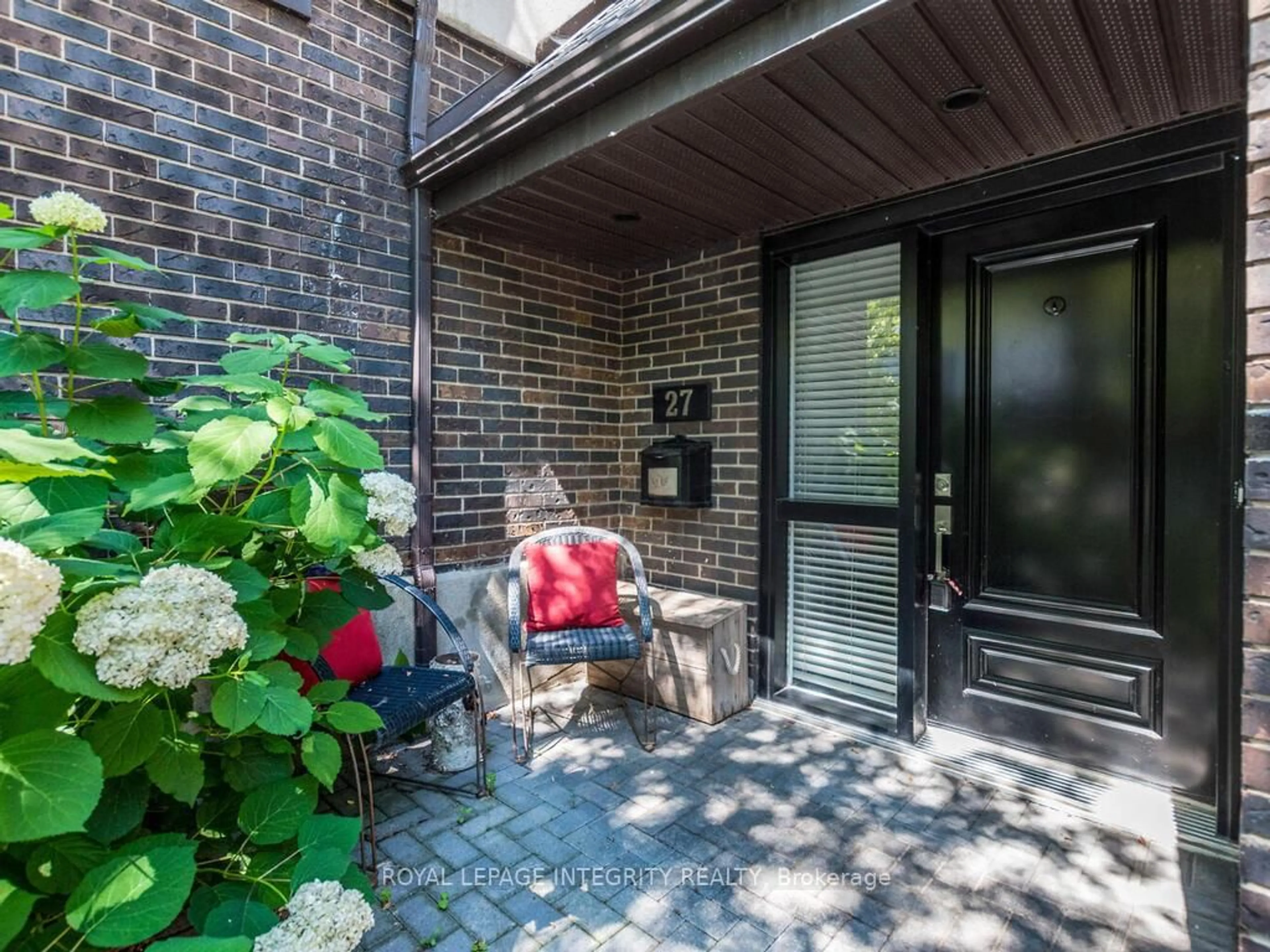 Unknown for 655 Richmond Rd #27, Ottawa Ontario K2A 3Y3