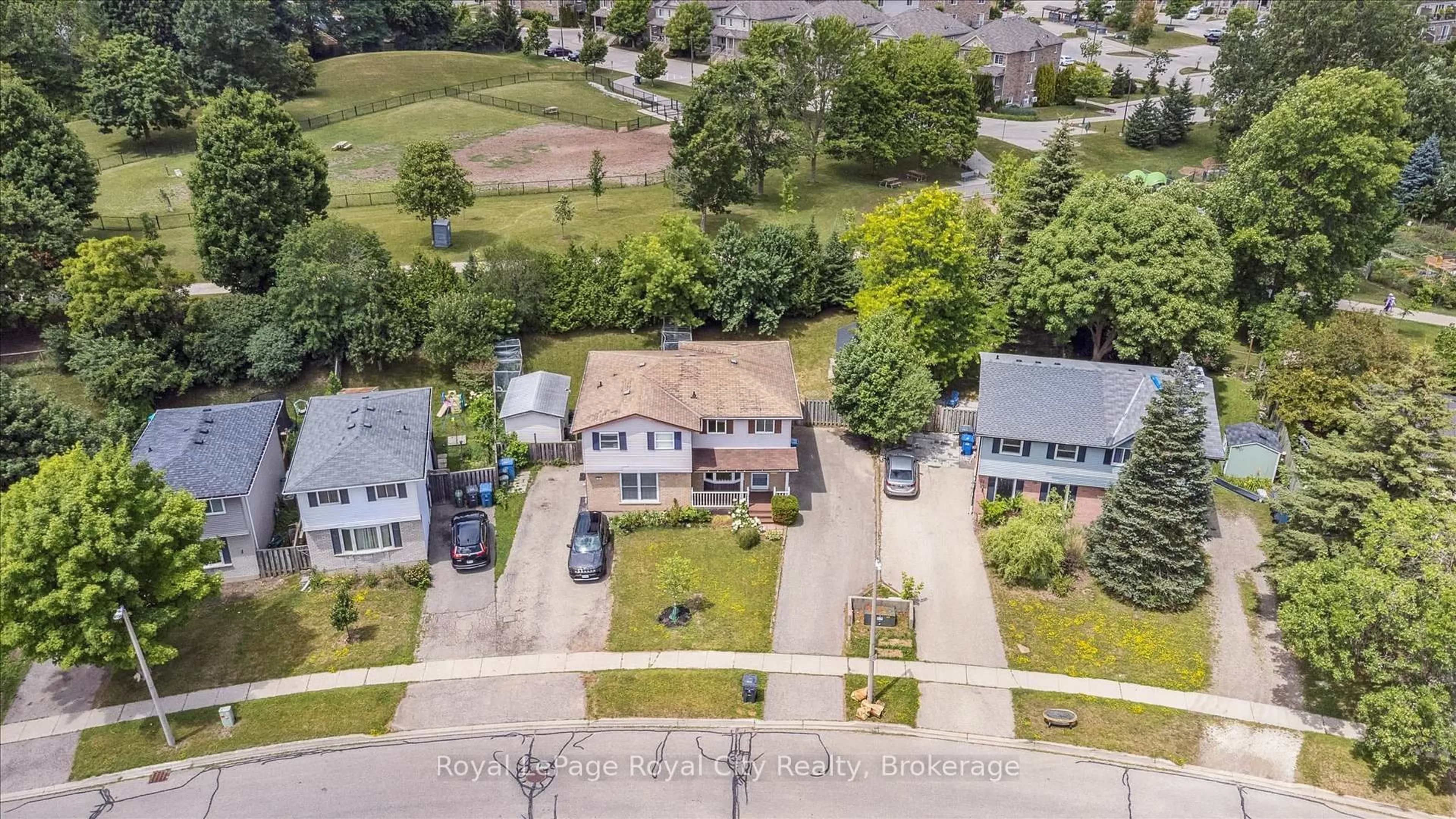 A pic from outside/outdoor area/front of a property/back of a property/a pic from drone, street for 30 Leacock Ave, Guelph Ontario N1E 6R1