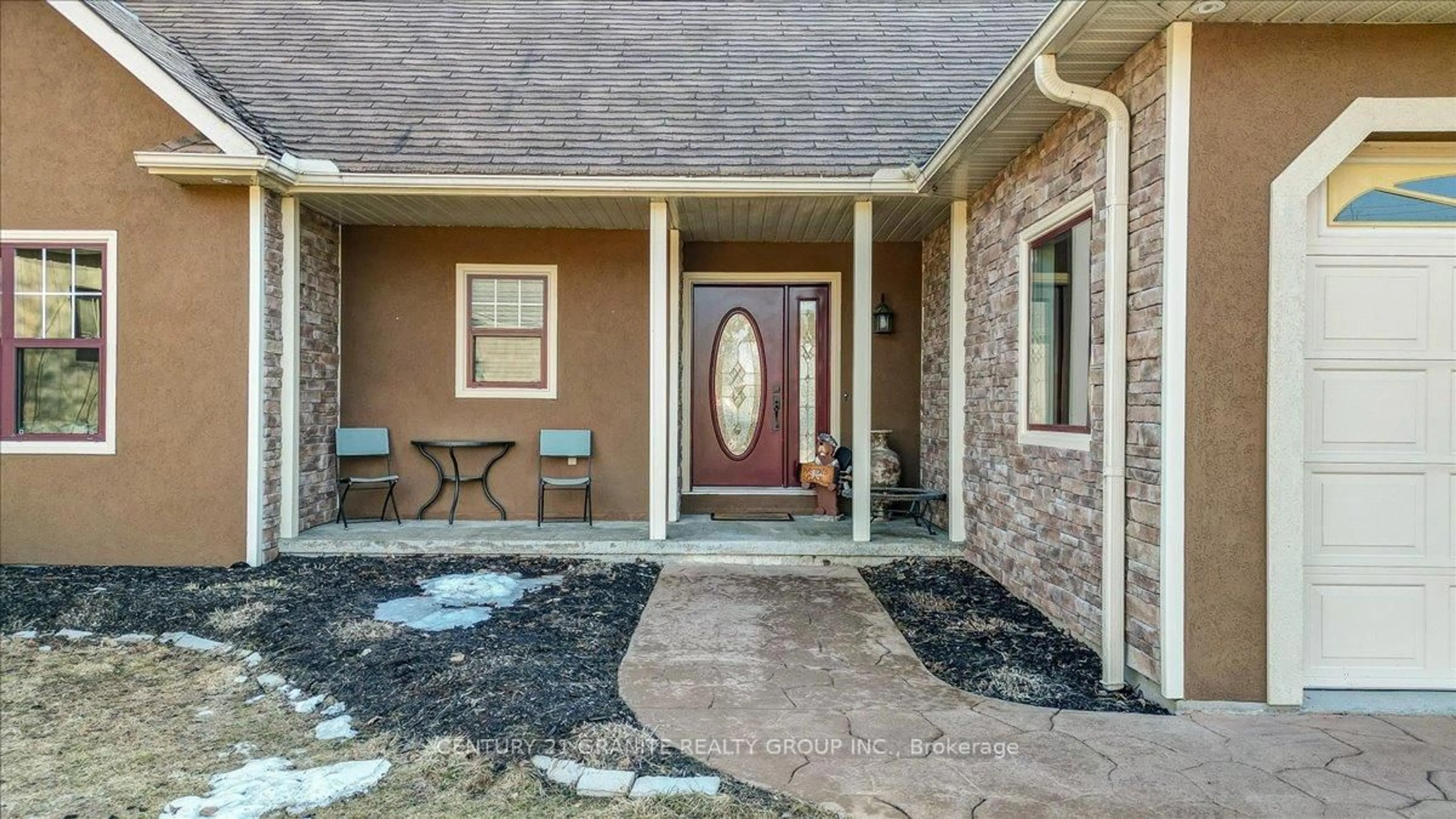 Indoor entryway for 52 Nicklaus Dr, Bancroft Ontario K0L 1C0