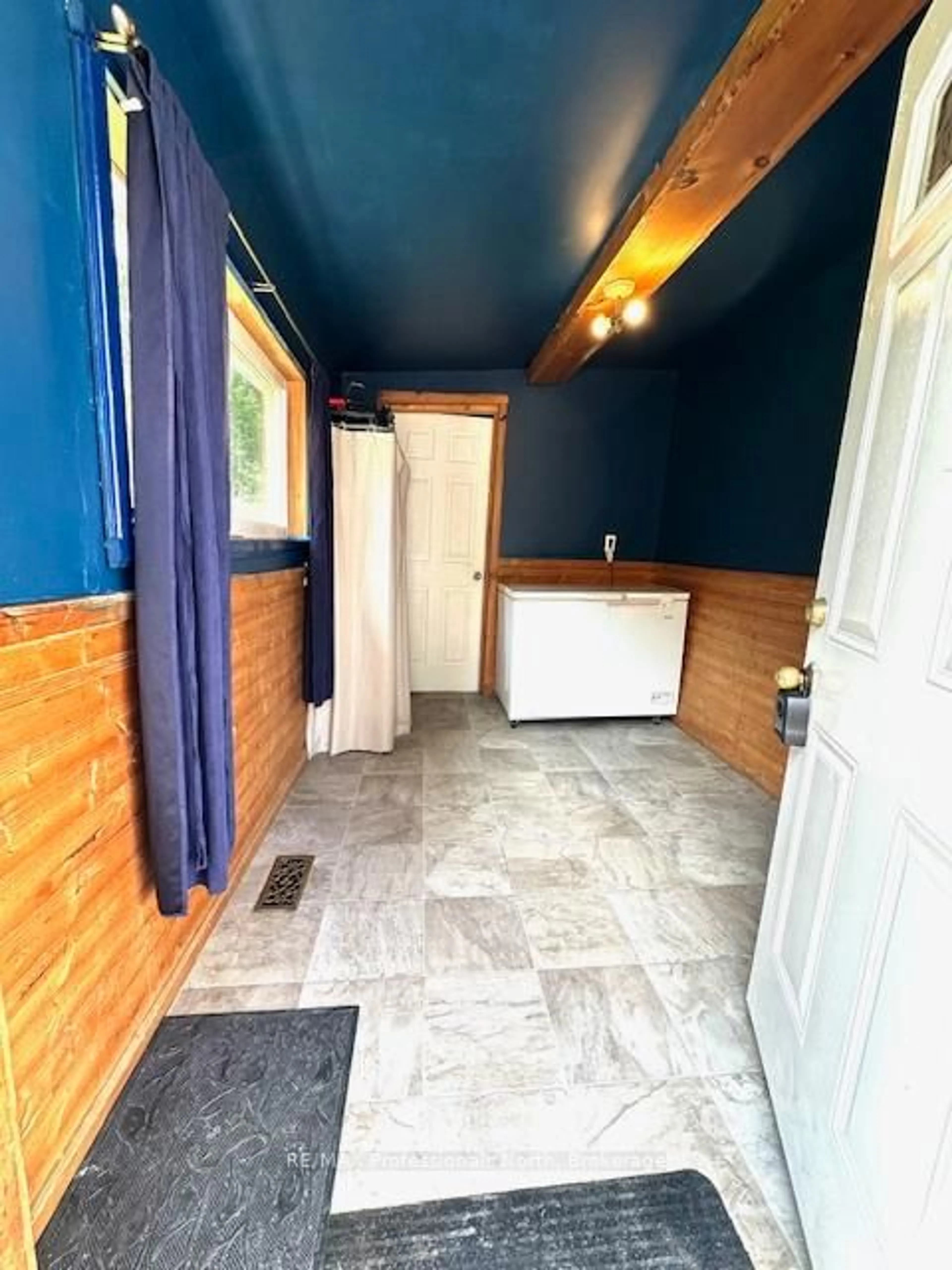 A pic of a room for 1019 Spring Valley Rd, Minden Hills Ontario K0M 2K0