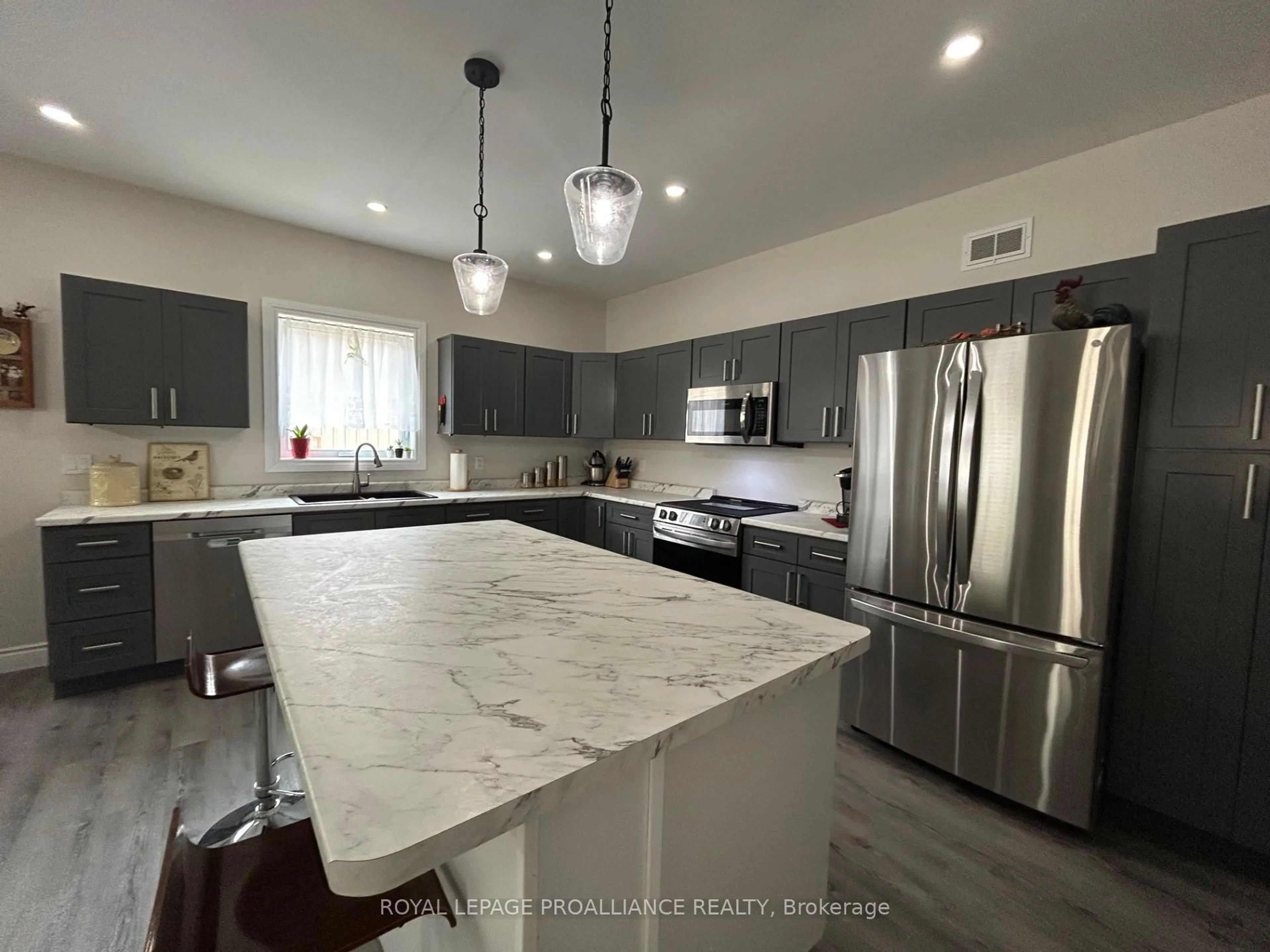 Open concept kitchen, unknown for 47 South Maloney St, Limoges Ontario K0K 2M0