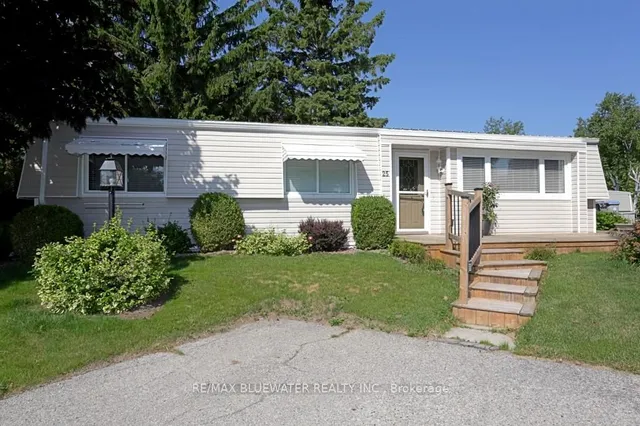 25 Maple Grove Crt, South Huron 2
