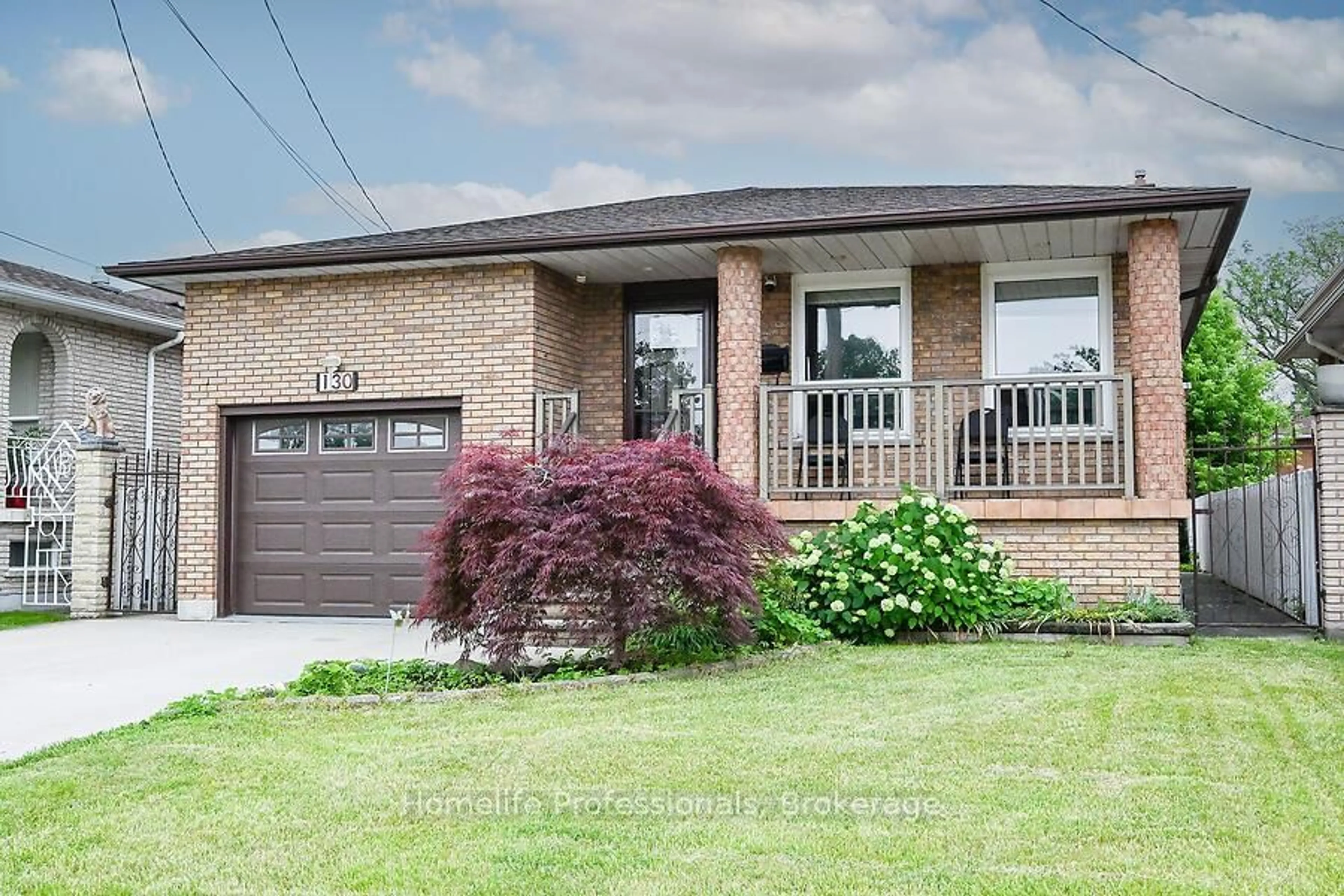 Home with brick exterior material, street for 130 Vittorito Ave, Hamilton Ontario L8E 3W5