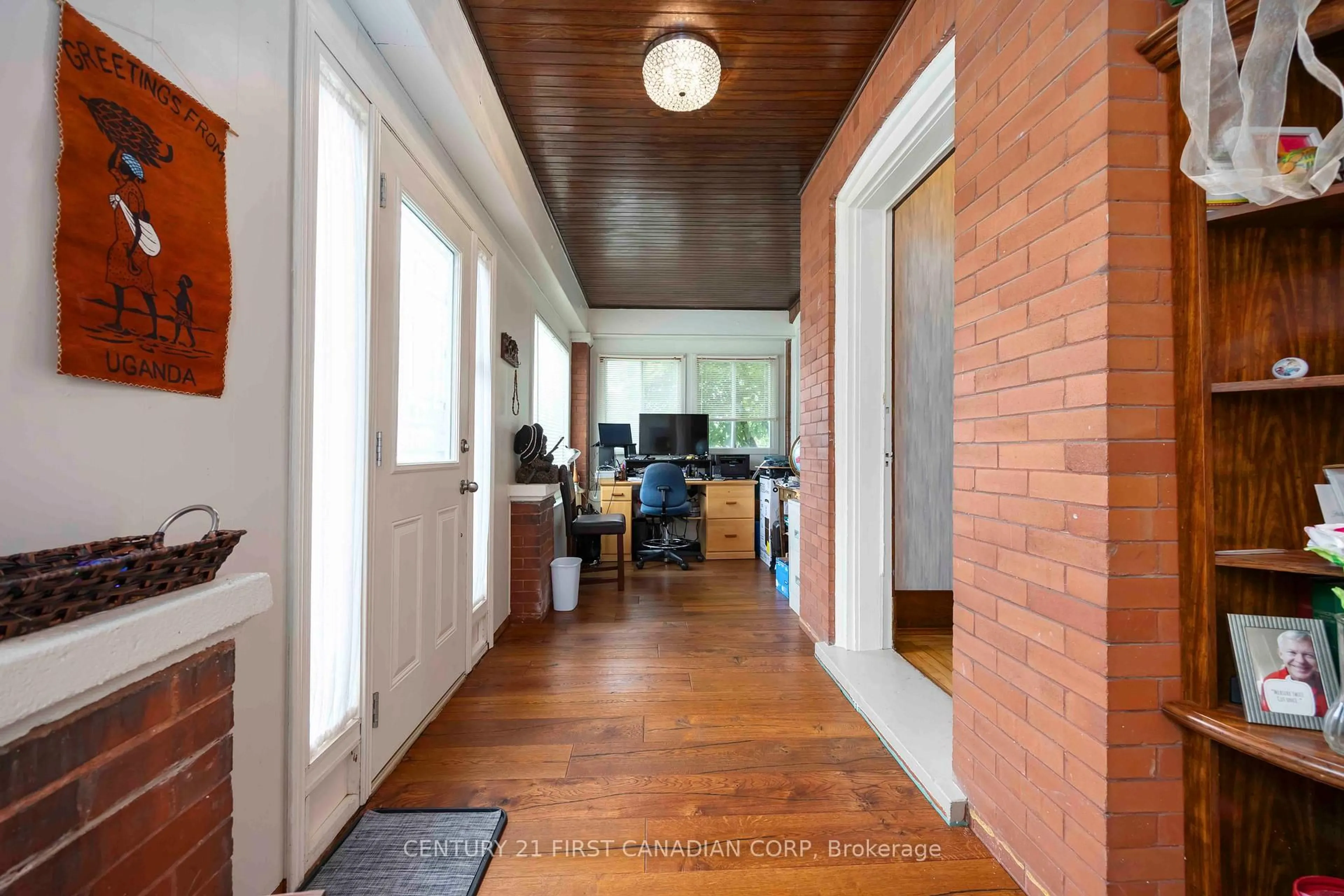 Indoor entryway for 2 Union St, Lambton Shores Ontario N0N 1J0