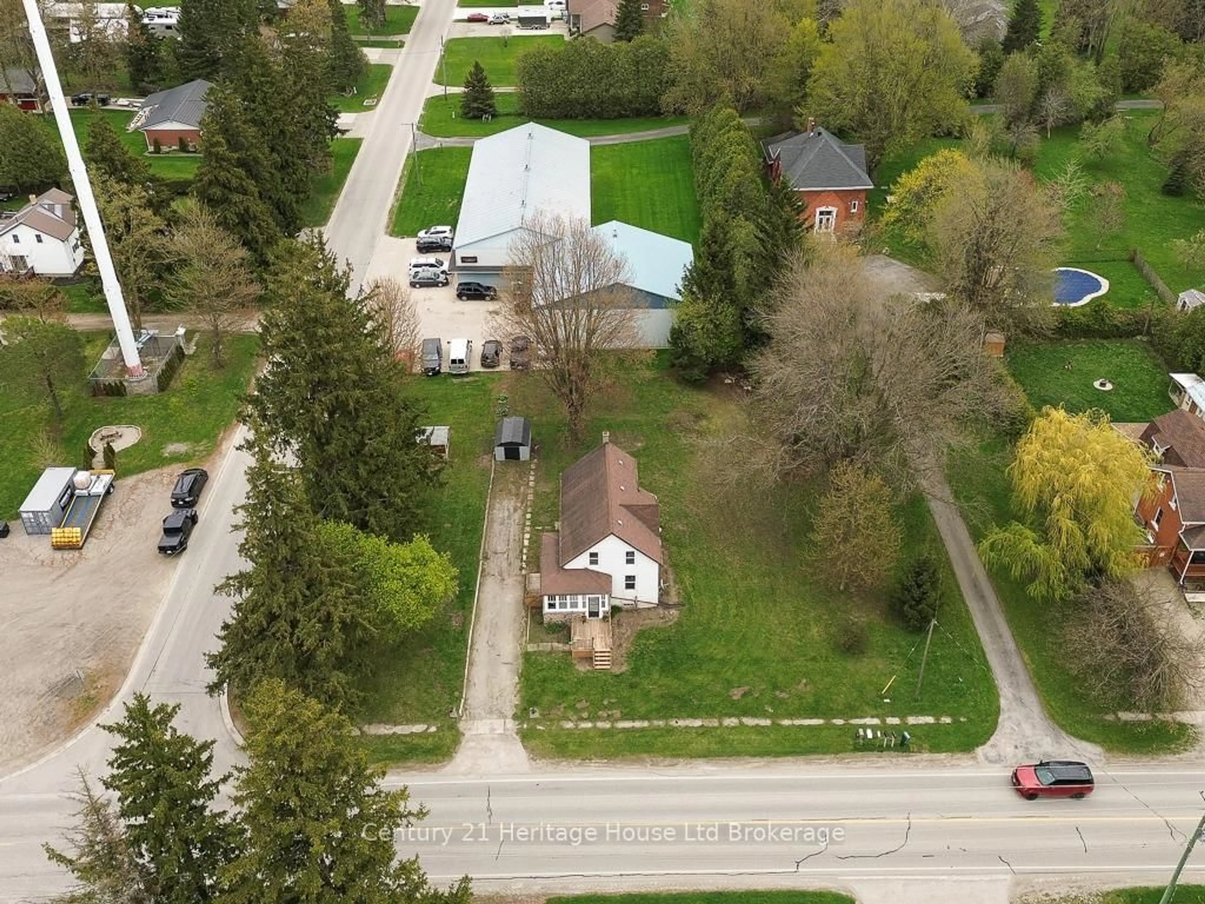 A pic from outside/outdoor area/front of a property/back of a property/a pic from drone, street for 4597 Perth County Rd 135 Rd, Perth East Ontario N0K 1X0