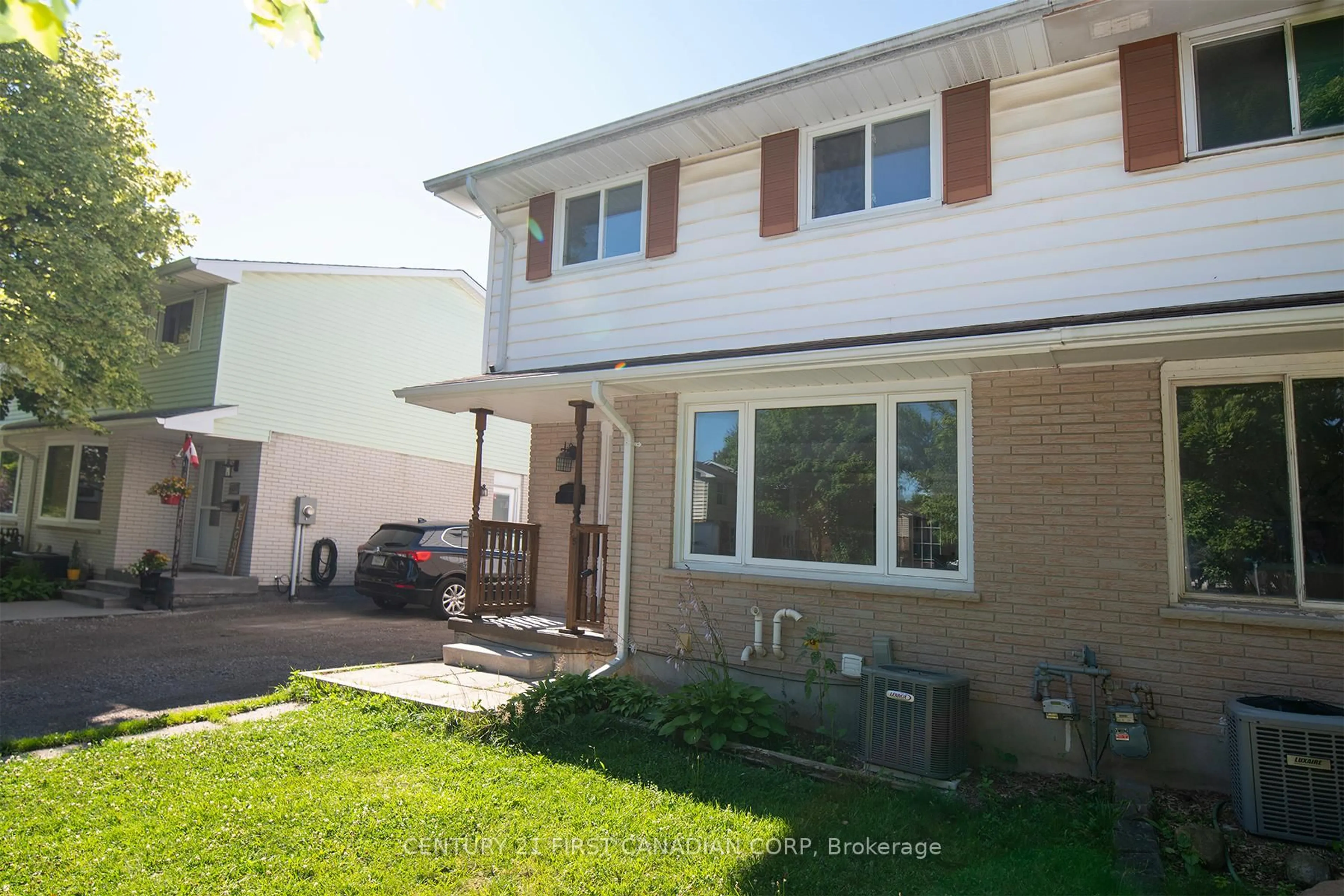 Home with vinyl exterior material, street for 85 Elvira Cres, London South Ontario N6E 2N1