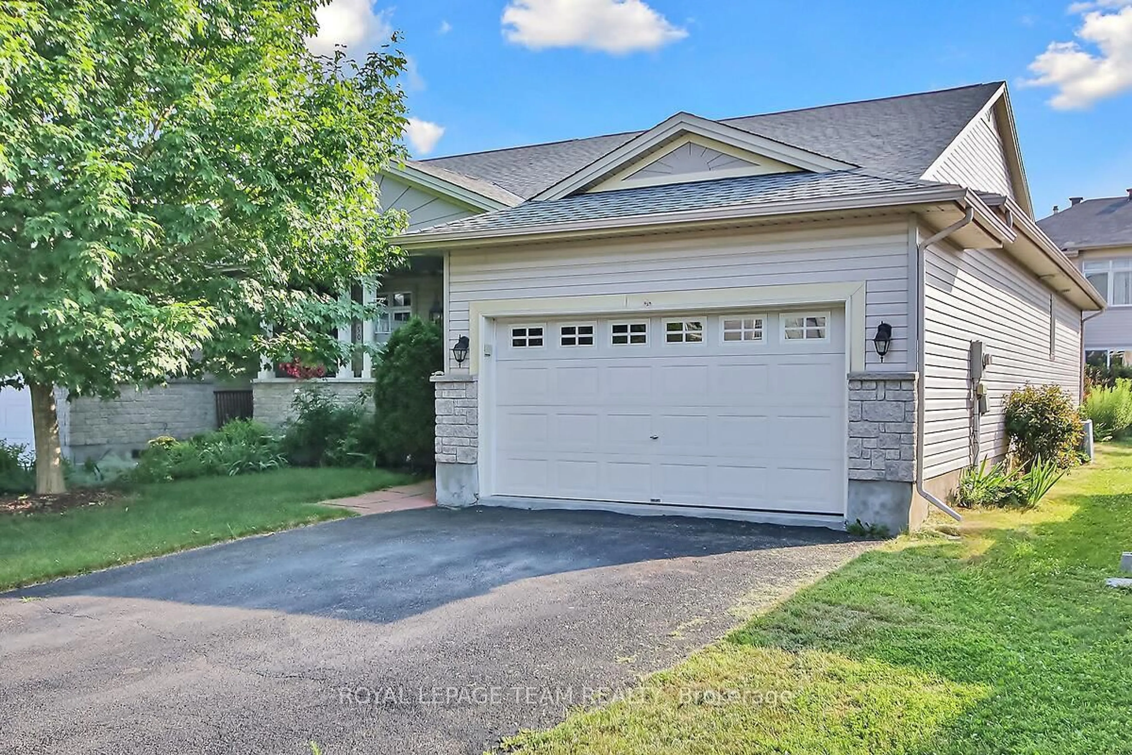 Unknown for 48 Village Walk, Manotick Ontario K4M 1L1