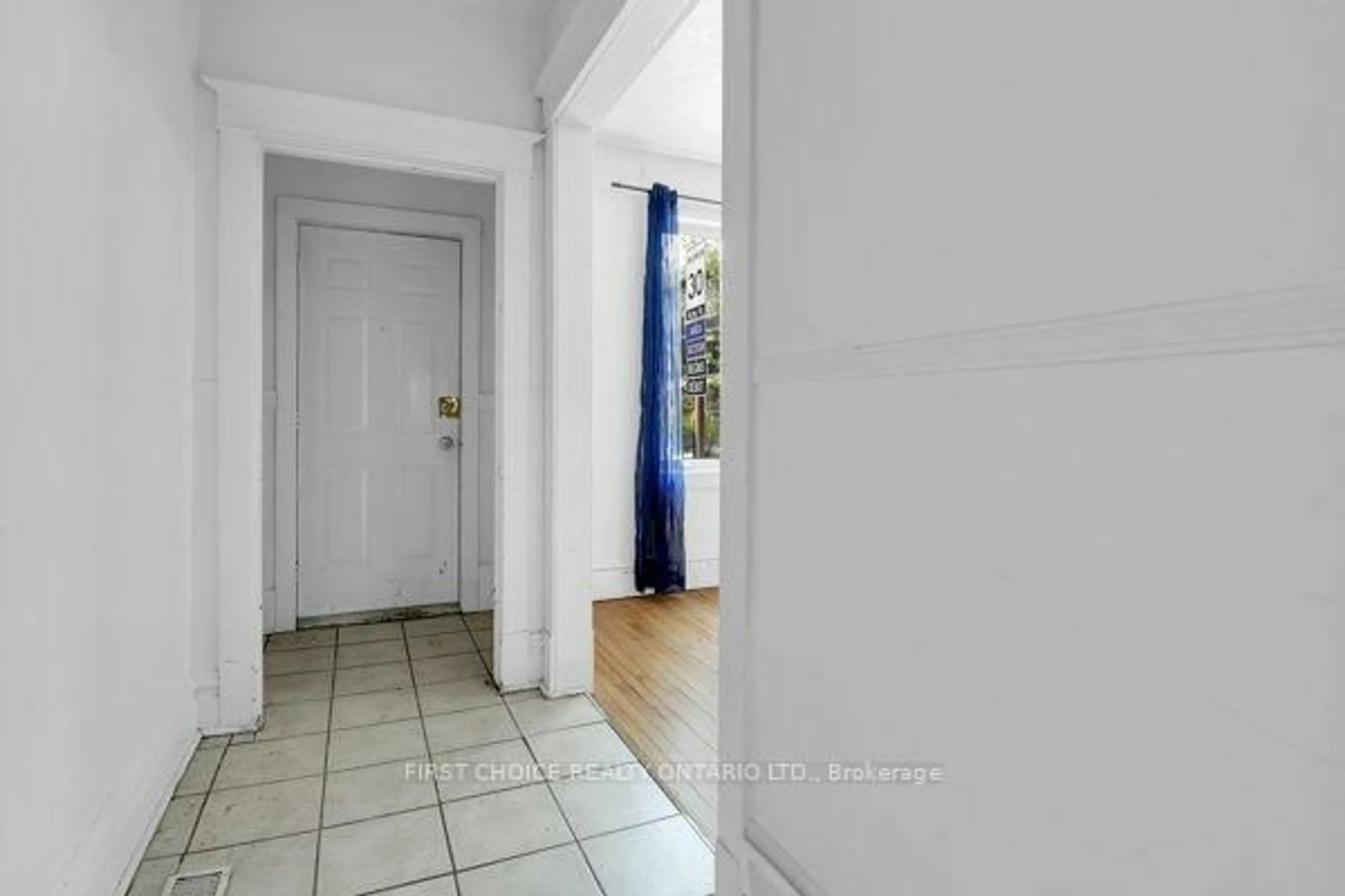 Unknown for 293 Powell Ave, Ottawa Ontario K1S 2A6