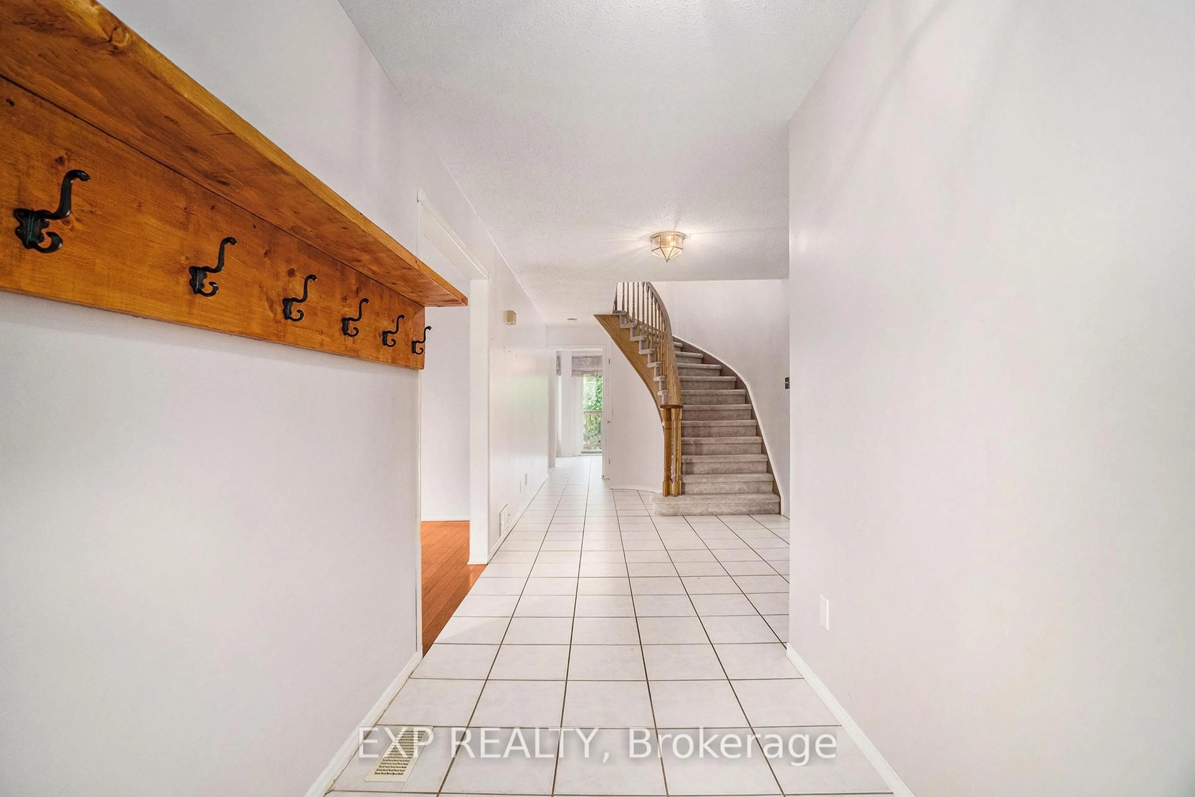 Unknown for 683 Apollo Way, Ottawa Ontario K4A 1S8