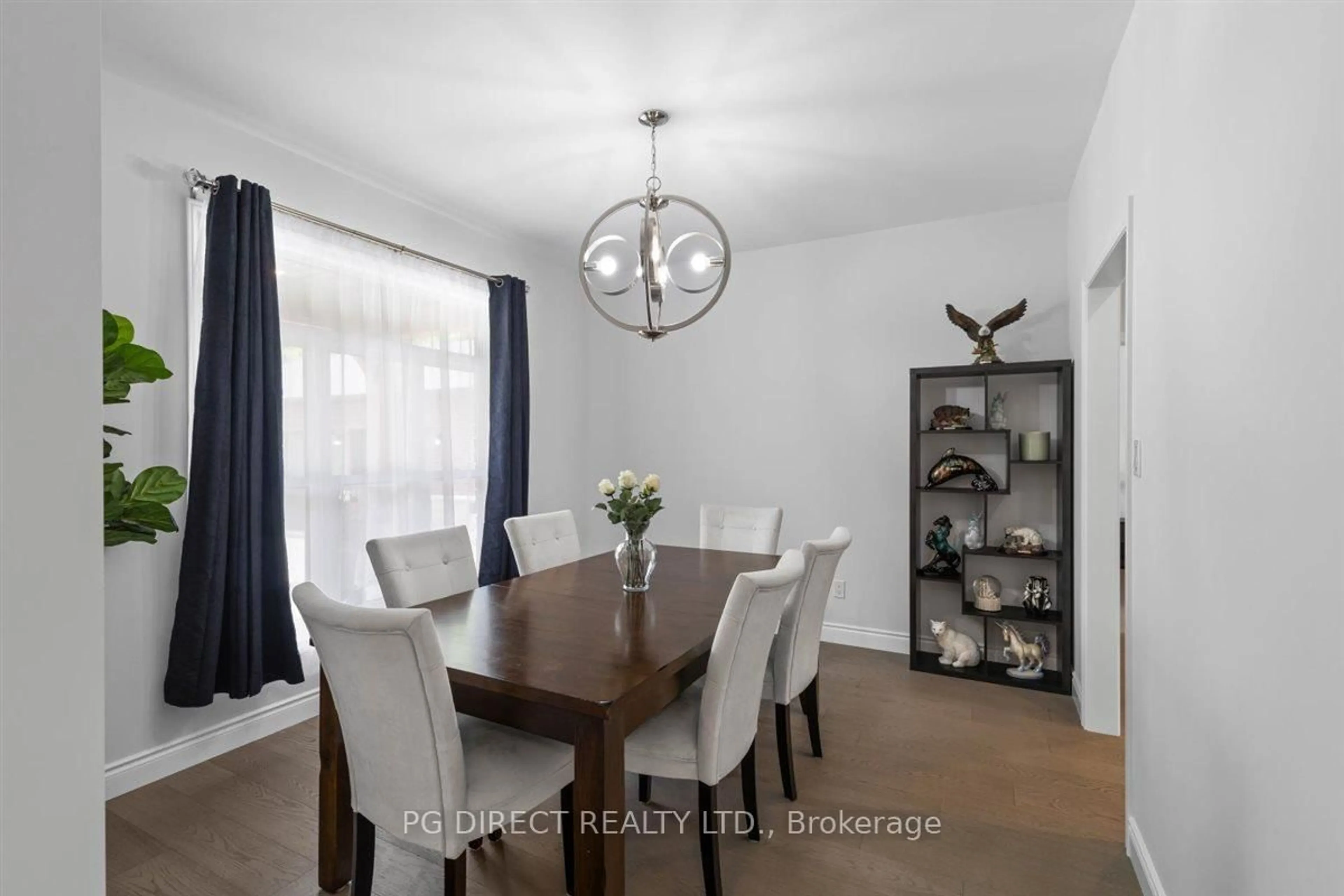 Dining room, wood/laminate floor for 51 Morrow Rd, Trent Hills Ontario K0L 1Y0