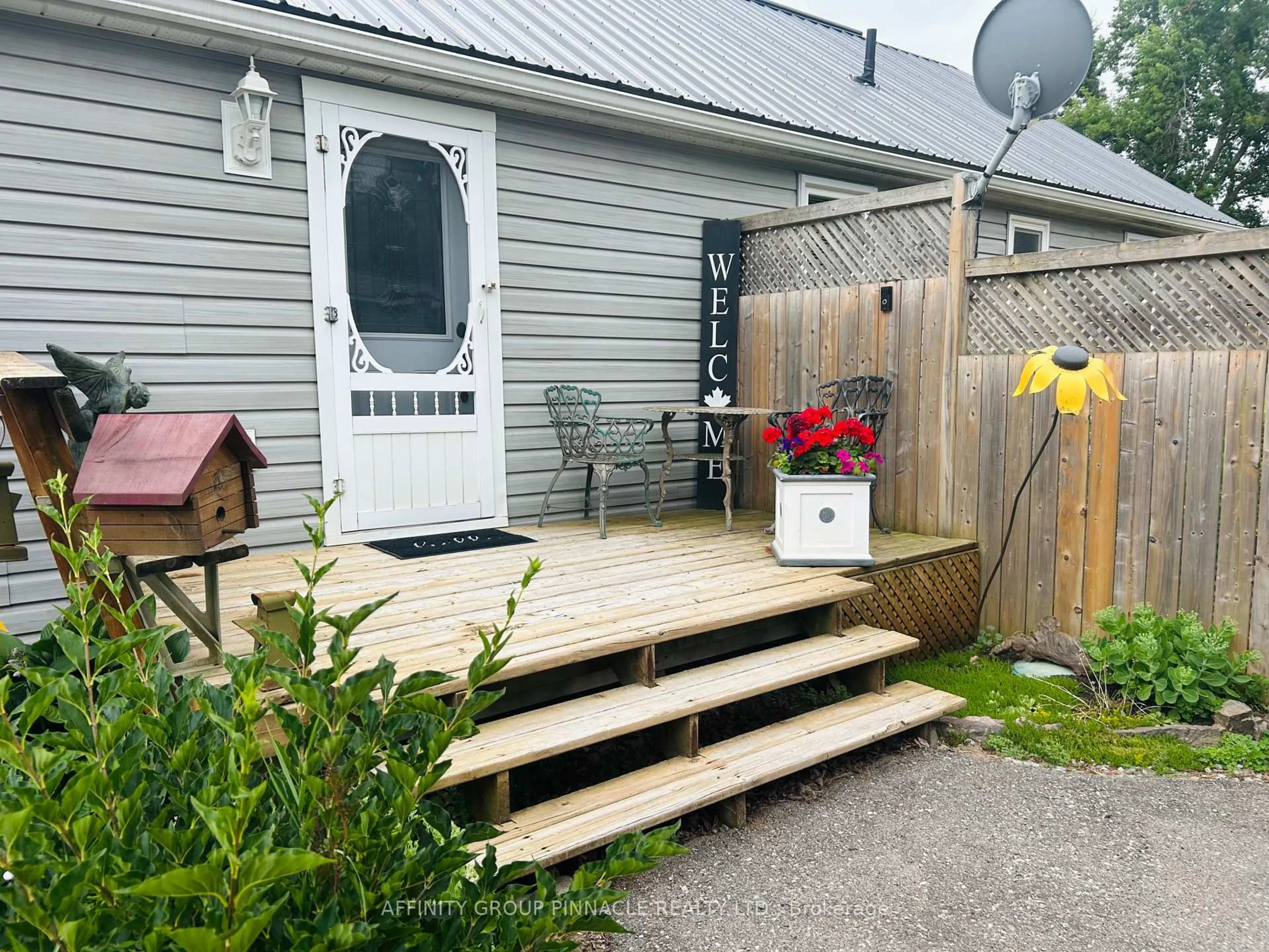 Patio, street for 97 Bolsover Rd, Kawartha Lakes Ontario K0M 2T0