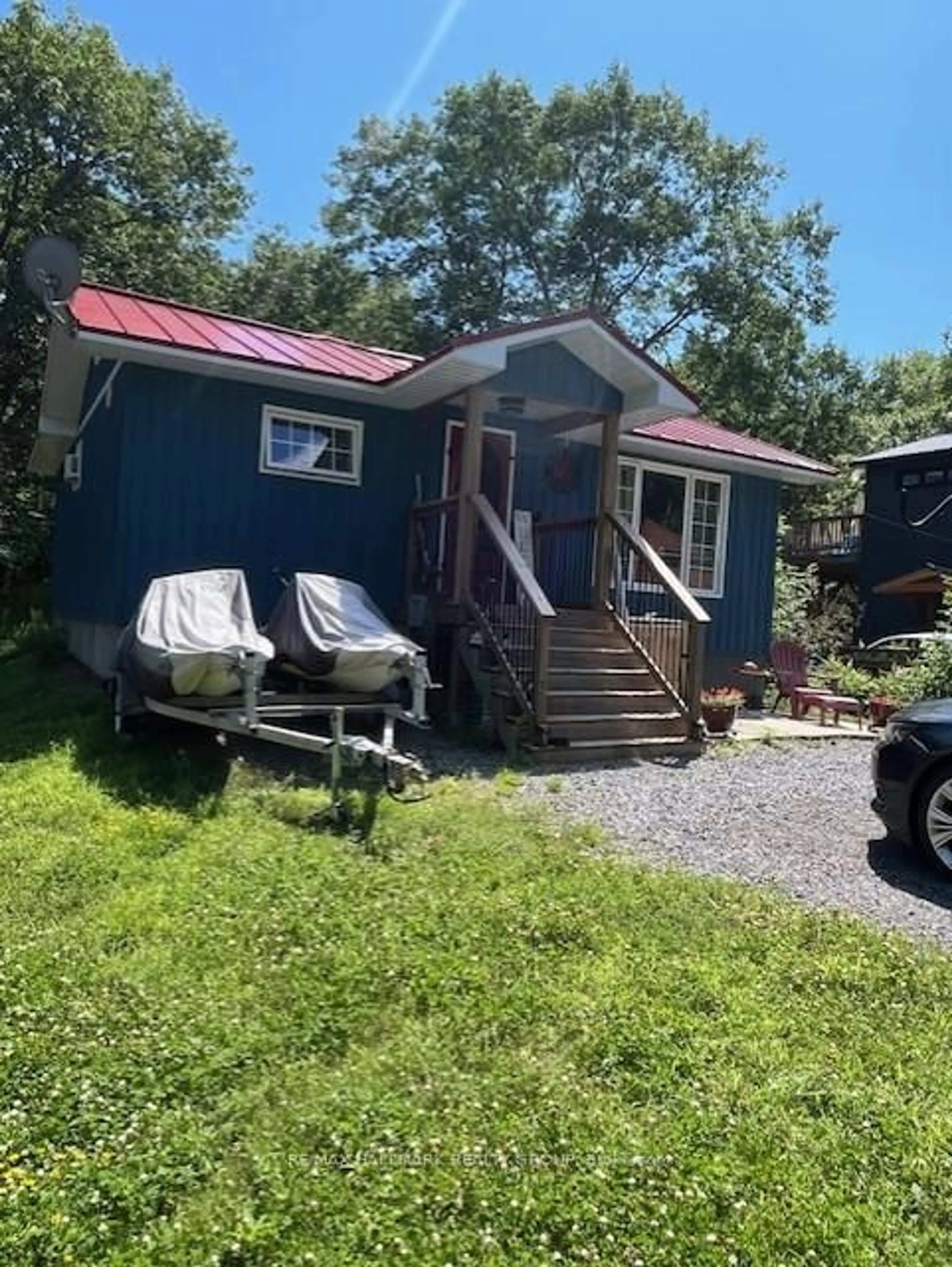 Shed for 715 Bayview Dr, Ottawa Ontario K0A 3M0