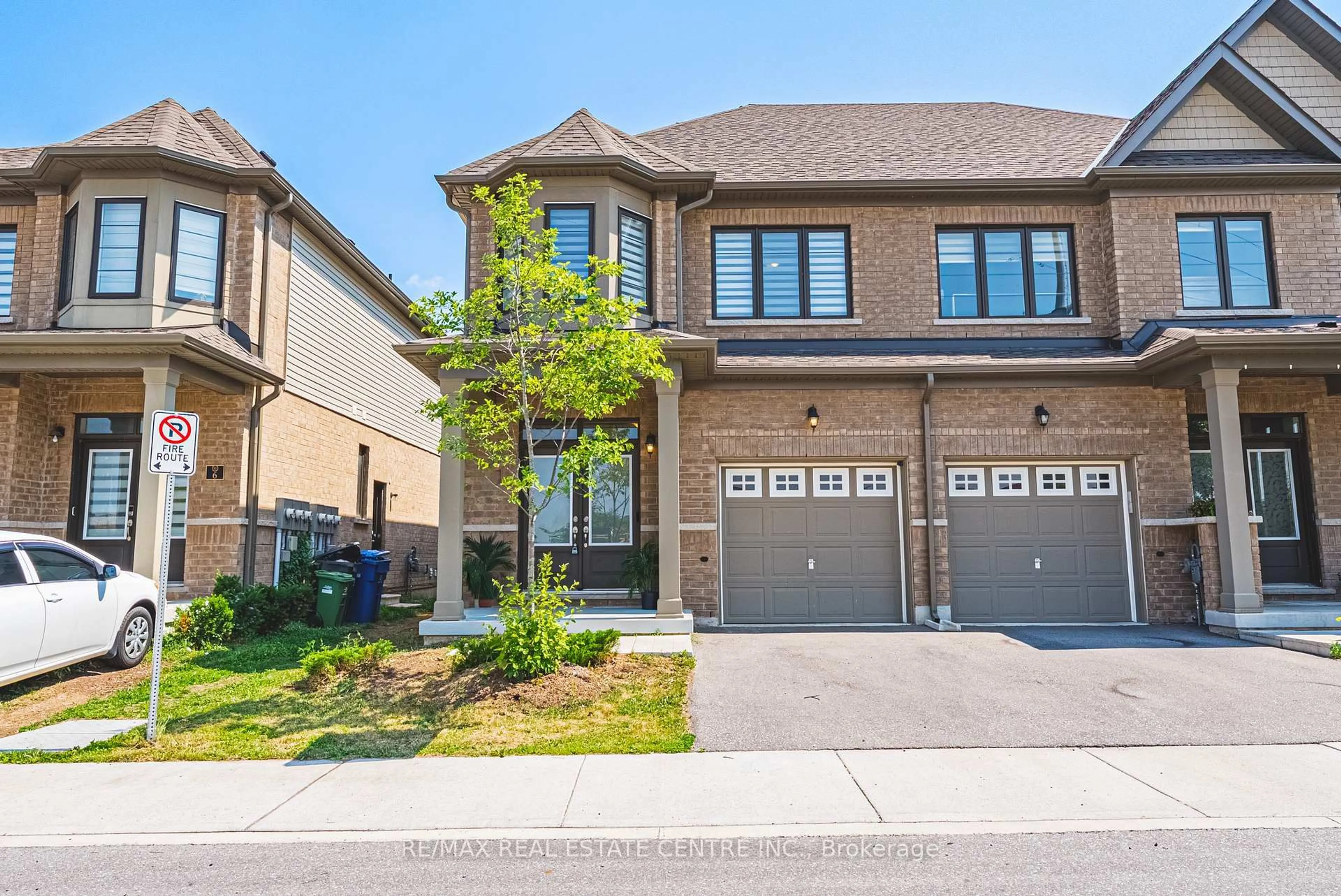 Home with brick exterior material, street for 166 Deerpath Dr #7, Guelph Ontario N1K 0E2