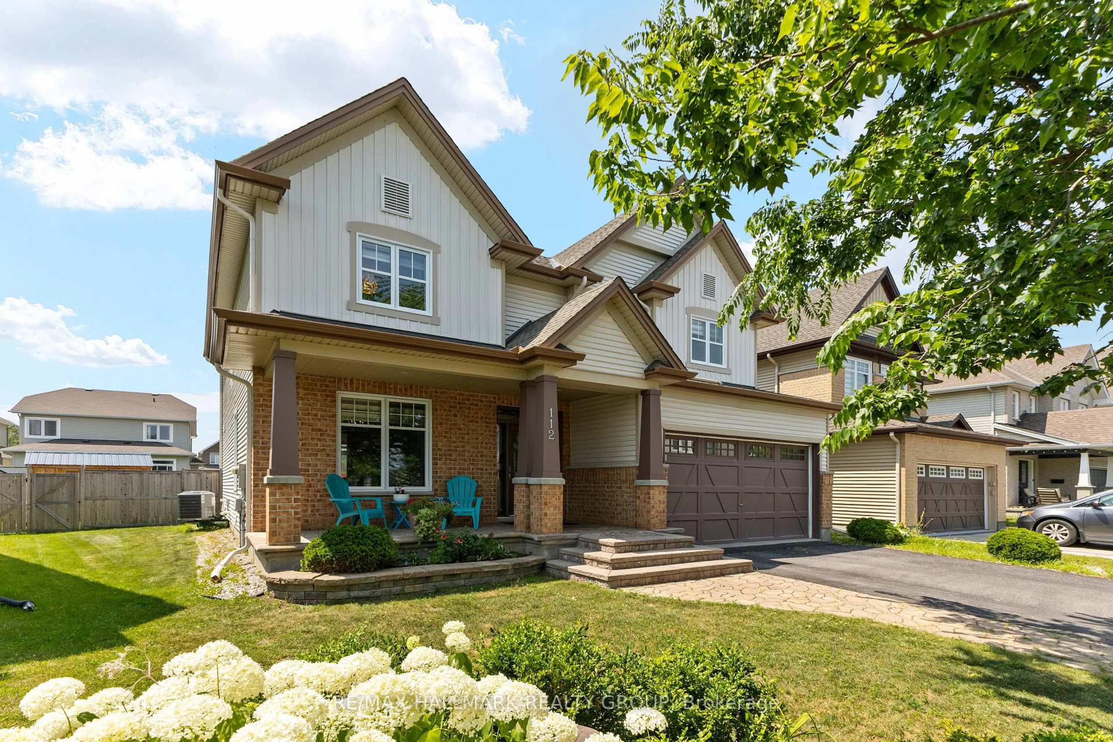 Home with brick exterior material, street for 112 Gracewood Cres, Ottawa Ontario K1T 0J5