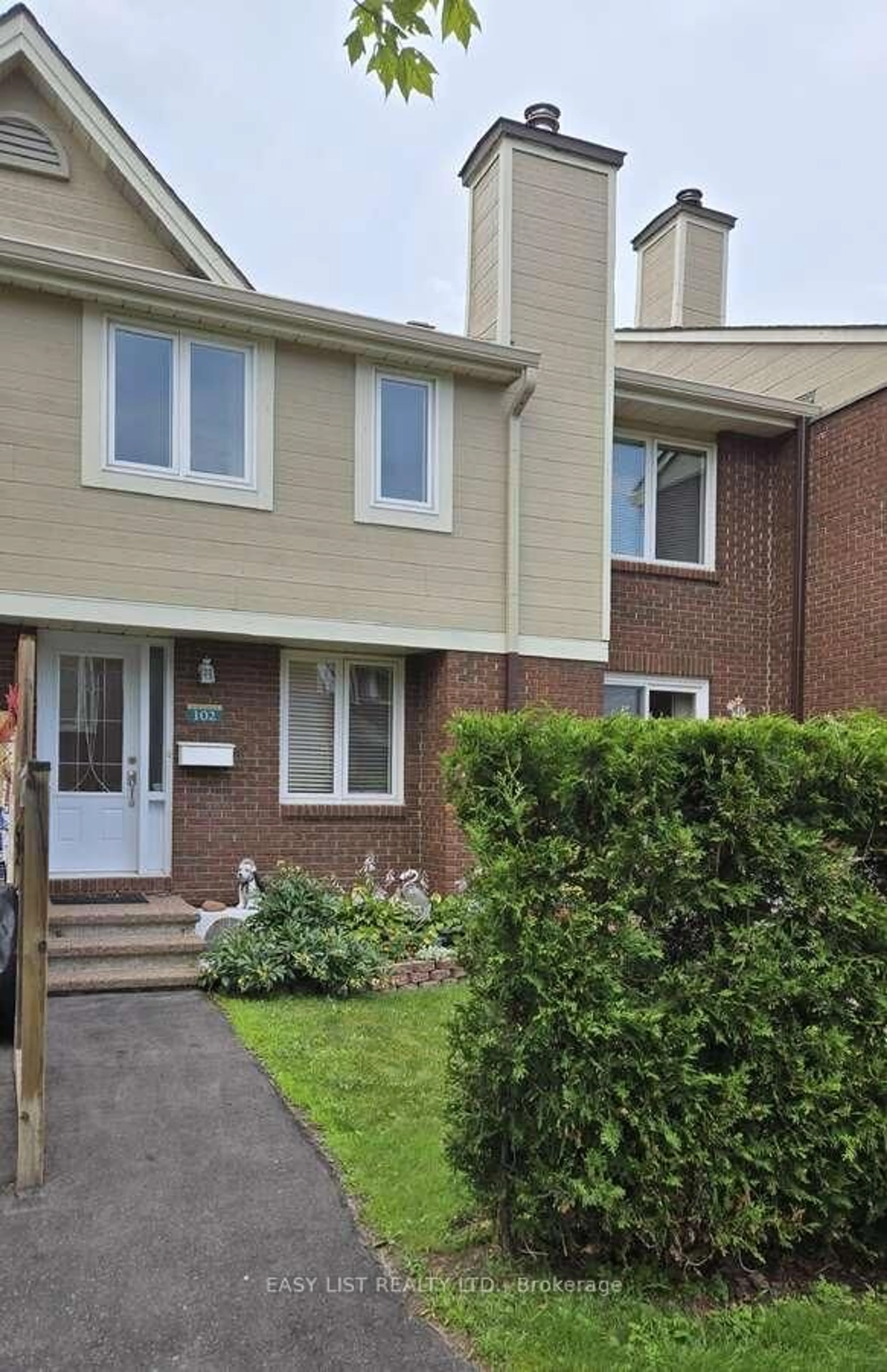 Home with brick exterior material, street for 1785 Cabaret Lane #102, Orleans Ontario K4A 2H2