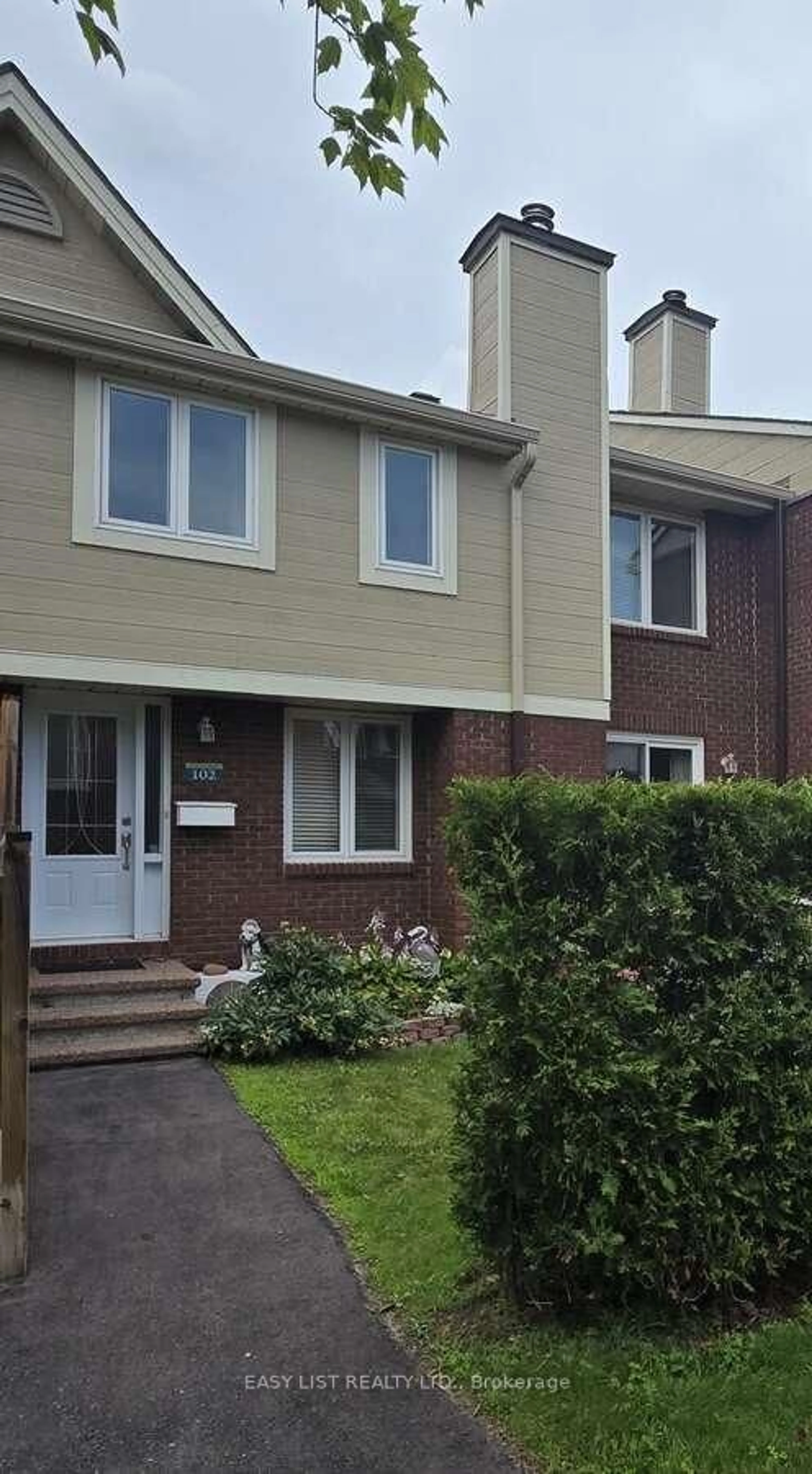 Home with brick exterior material, street for 1785 Cabaret Lane #102, Orleans Ontario K4A 2H2