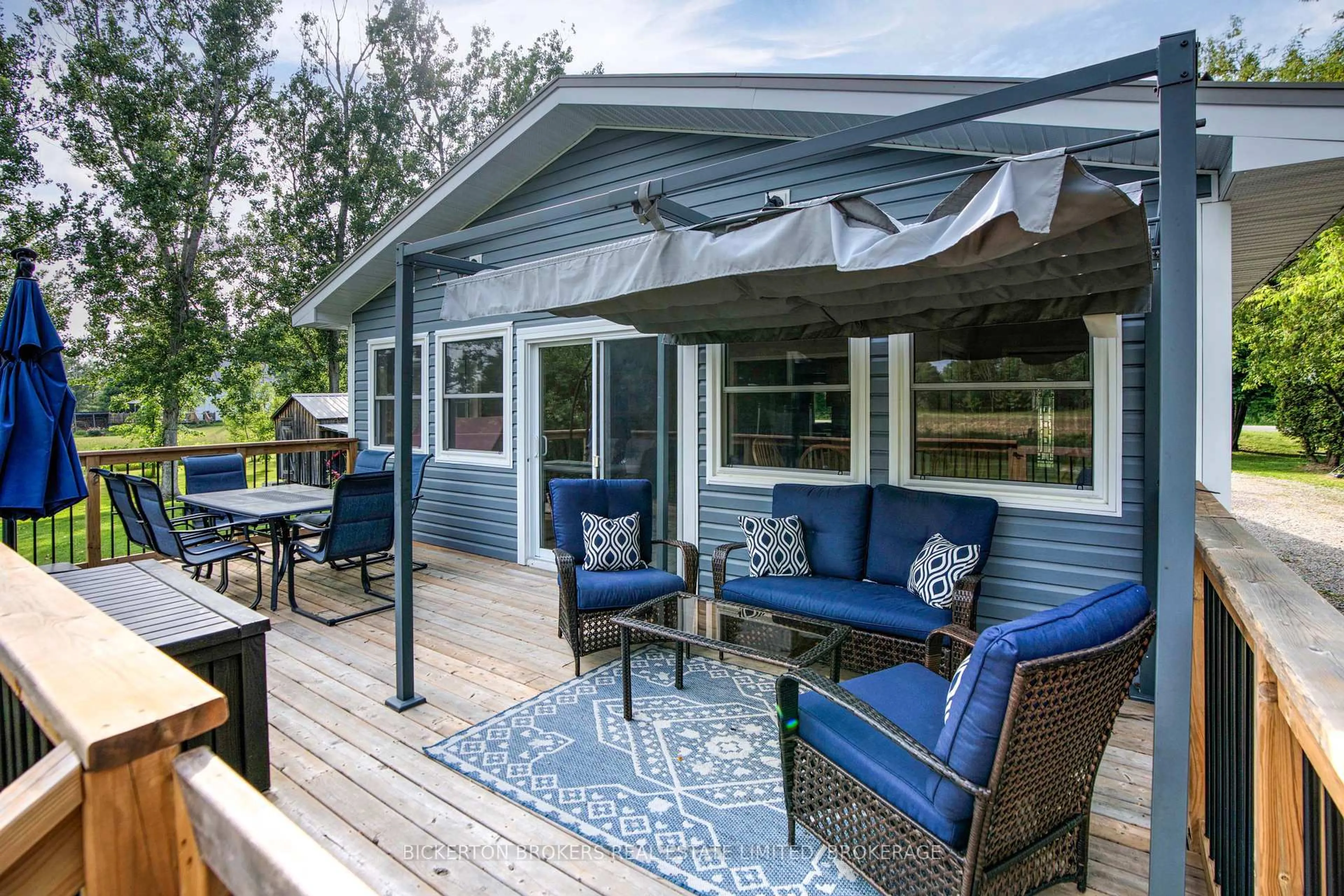 Patio, water/lake/river/ocean view for 1411 County 2 Rd, Leeds and the Thousand Islands Ontario K0E 1L0