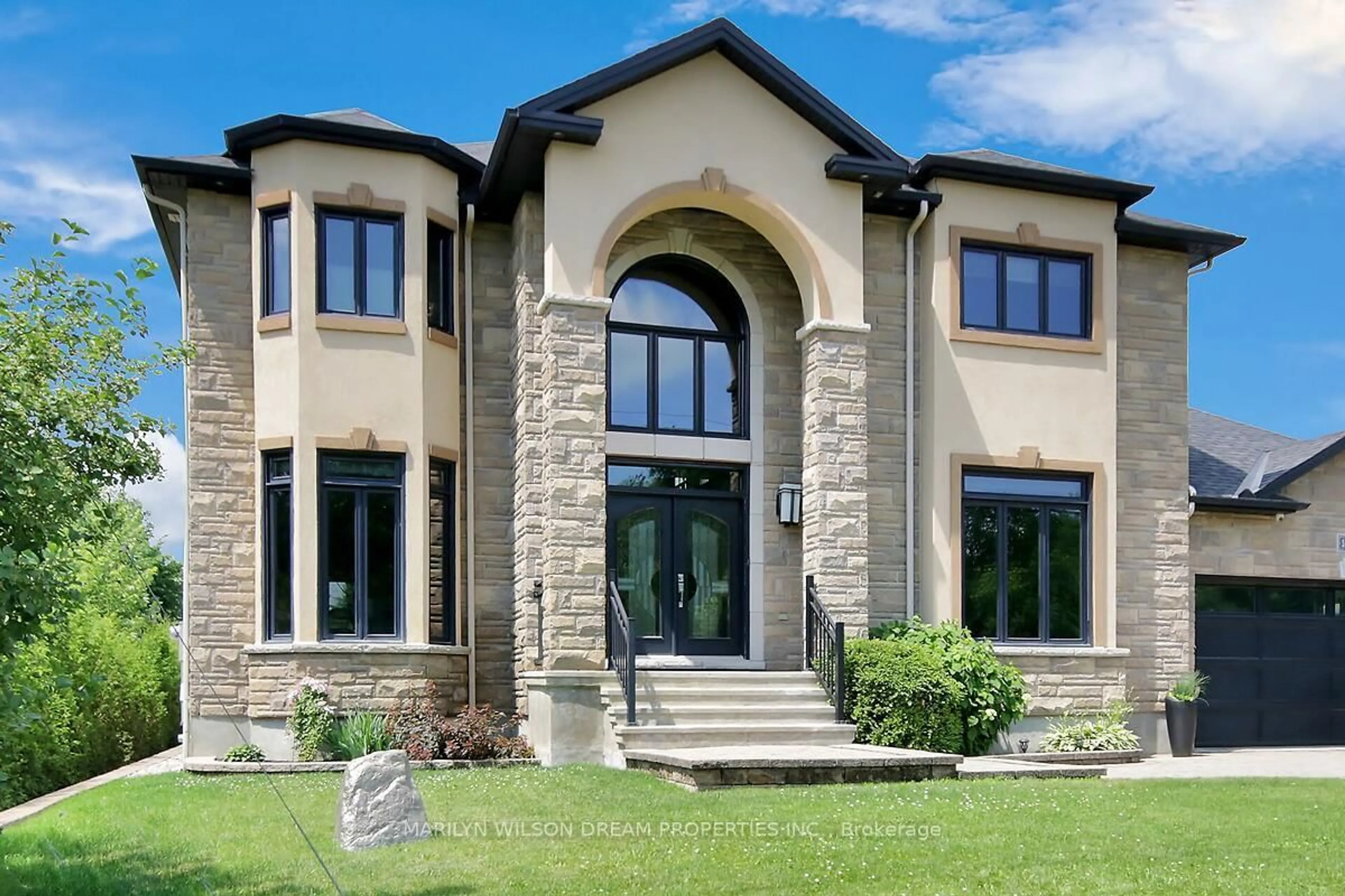 Home with brick exterior material, building for 1419 Balmoral Dr, Ottawa Ontario K1V 1E2