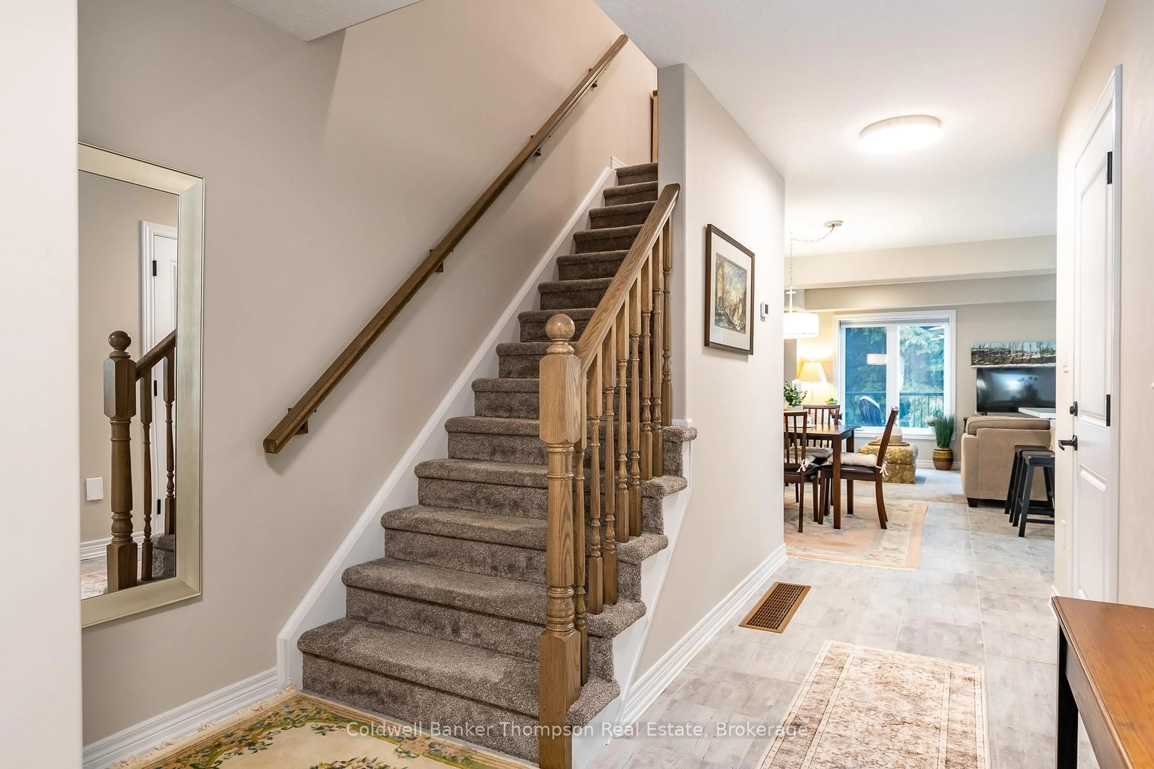 Stairs for 28 Kelsey Madison Crt, Huntsville Ontario P1H 0E2
