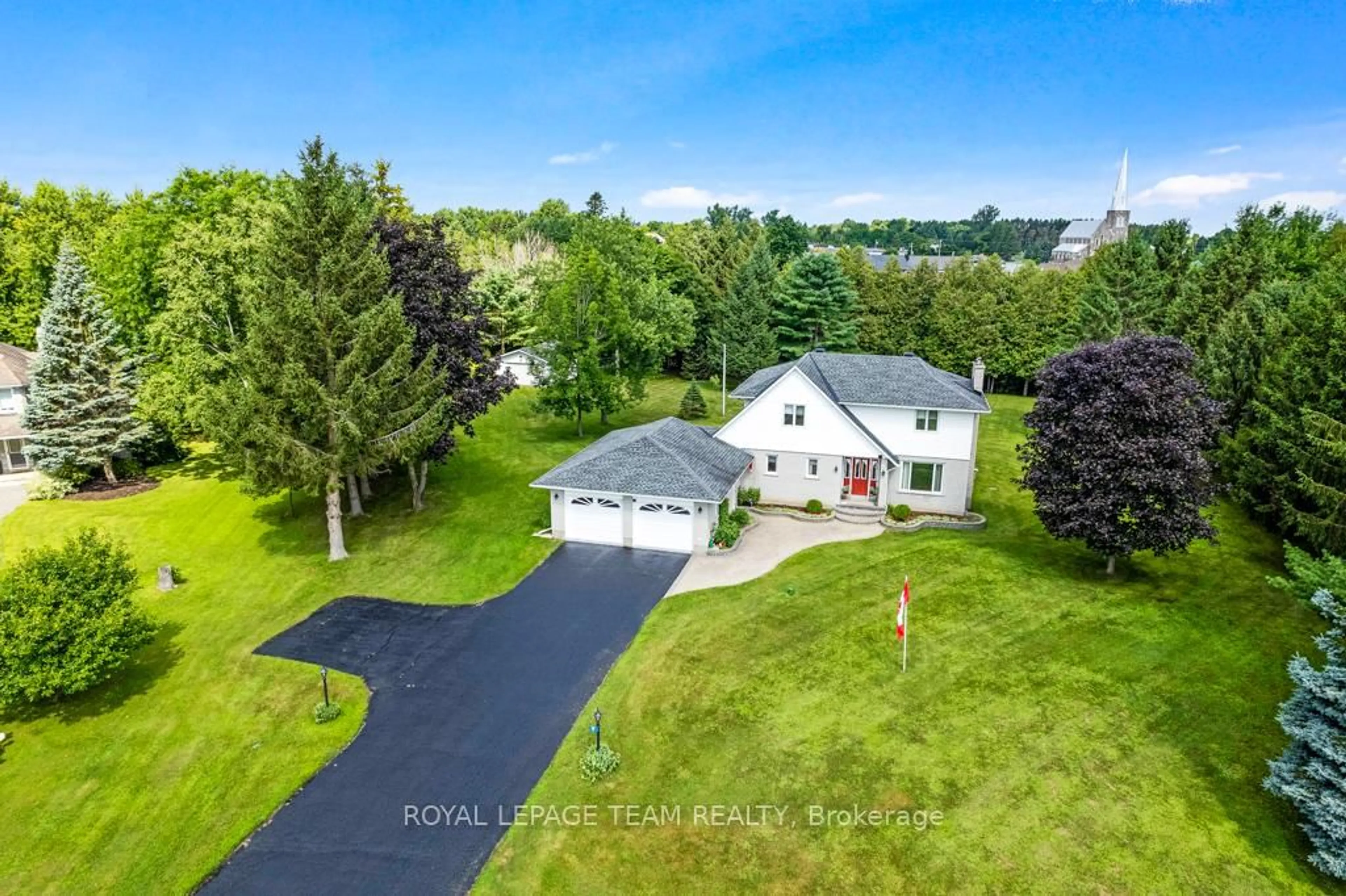 A pic from outside/outdoor area/front of a property/back of a property/a pic from drone, water/lake/river/ocean view for 17 MARIC Tr, North Grenville Ontario K0G 1J0