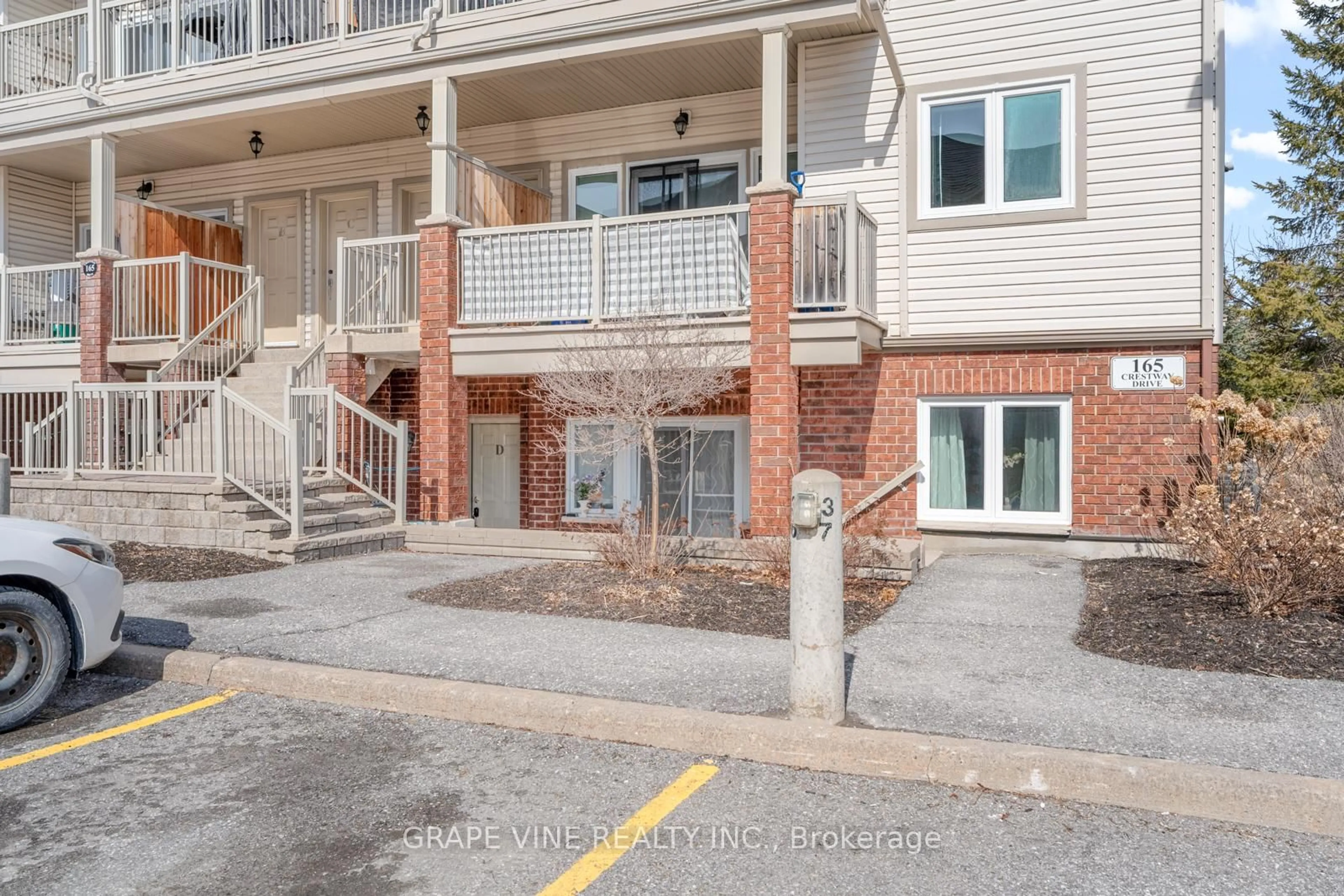 Patio, unknown for 165 Crestway Dr ##D, Ottawa Ontario K2G 7C8