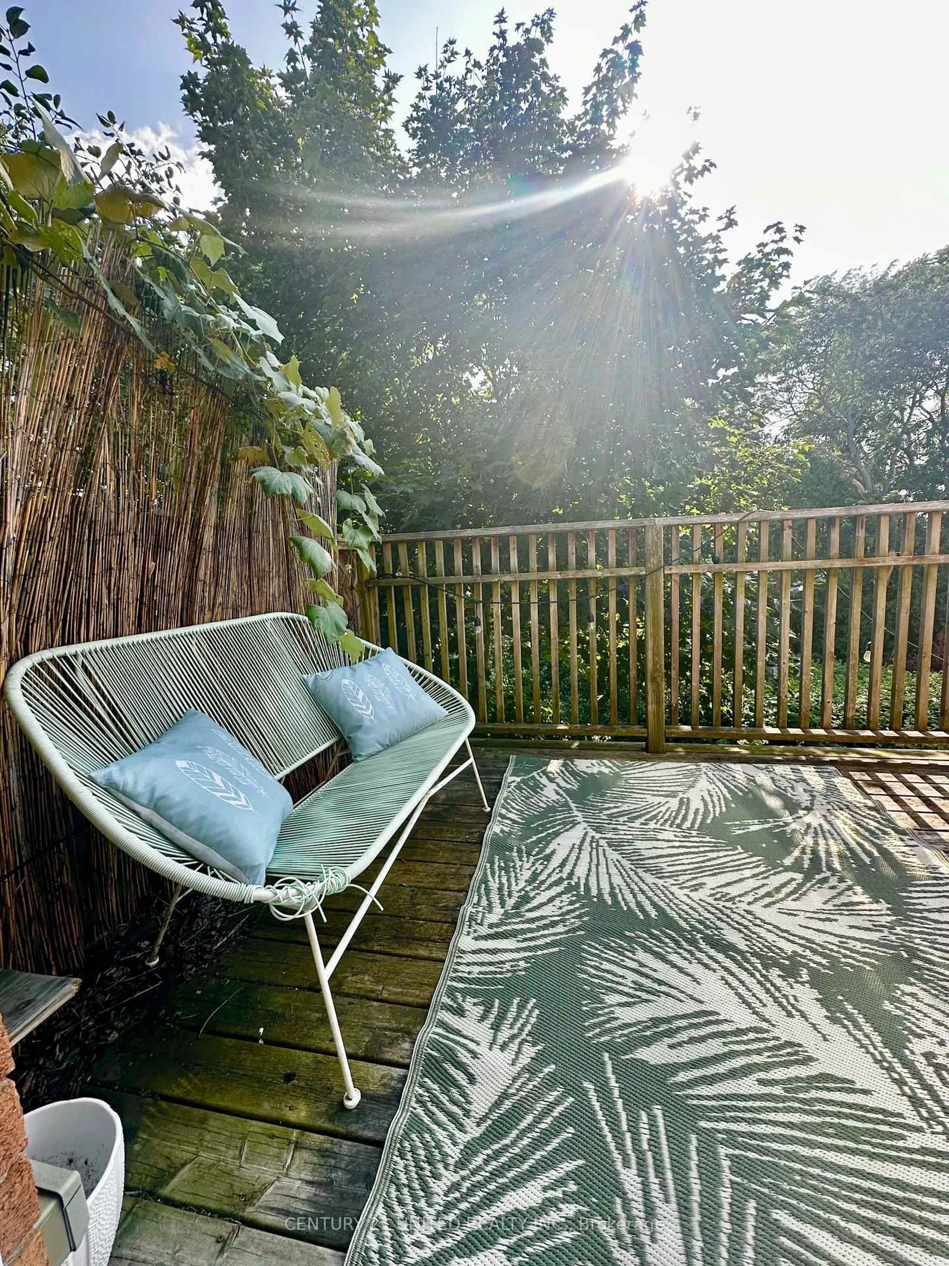 Patio, water/lake/river/ocean view for 252 Queen St, Selwyn Ontario K0L 2H0