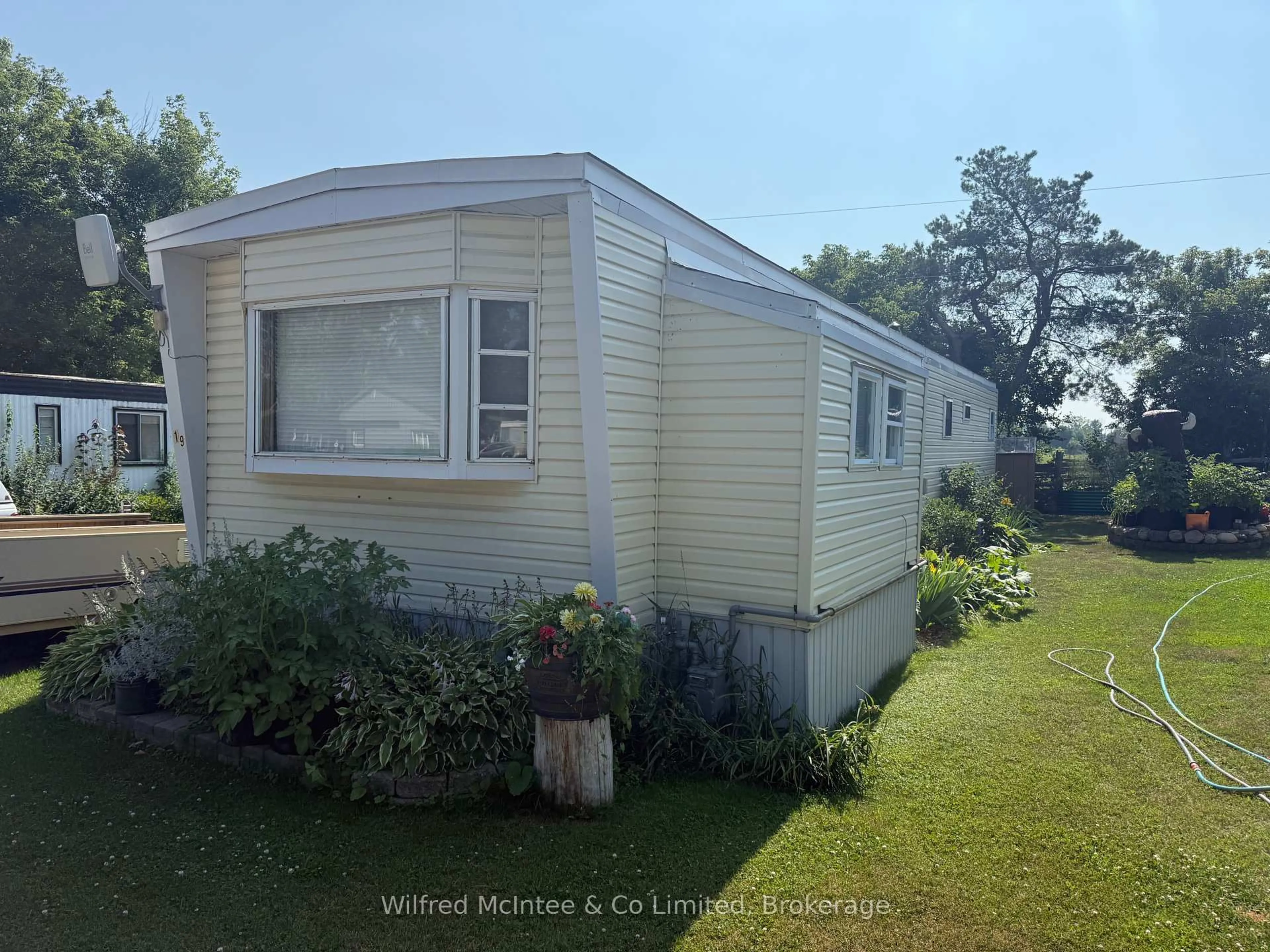 Unknown for 19 Bluejay Cres, Brockton Ontario N0G 2V0