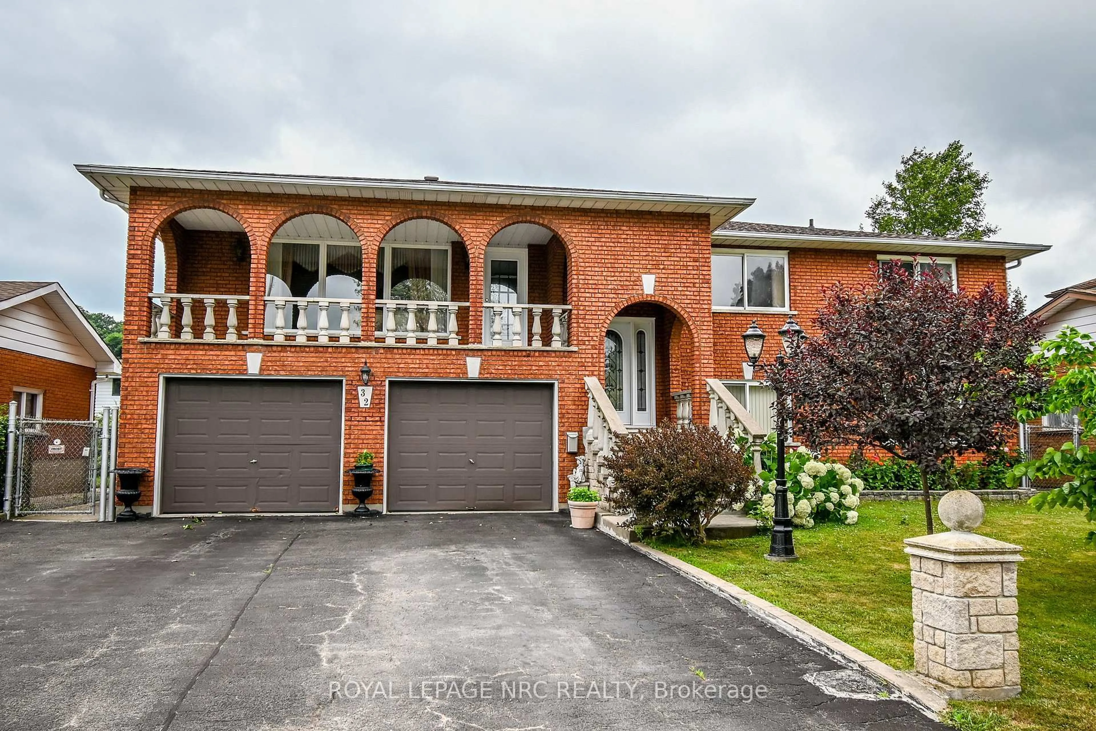 Home with brick exterior material, street for 32 Gaspare Dr, Port Colborne Ontario L3K 2V2