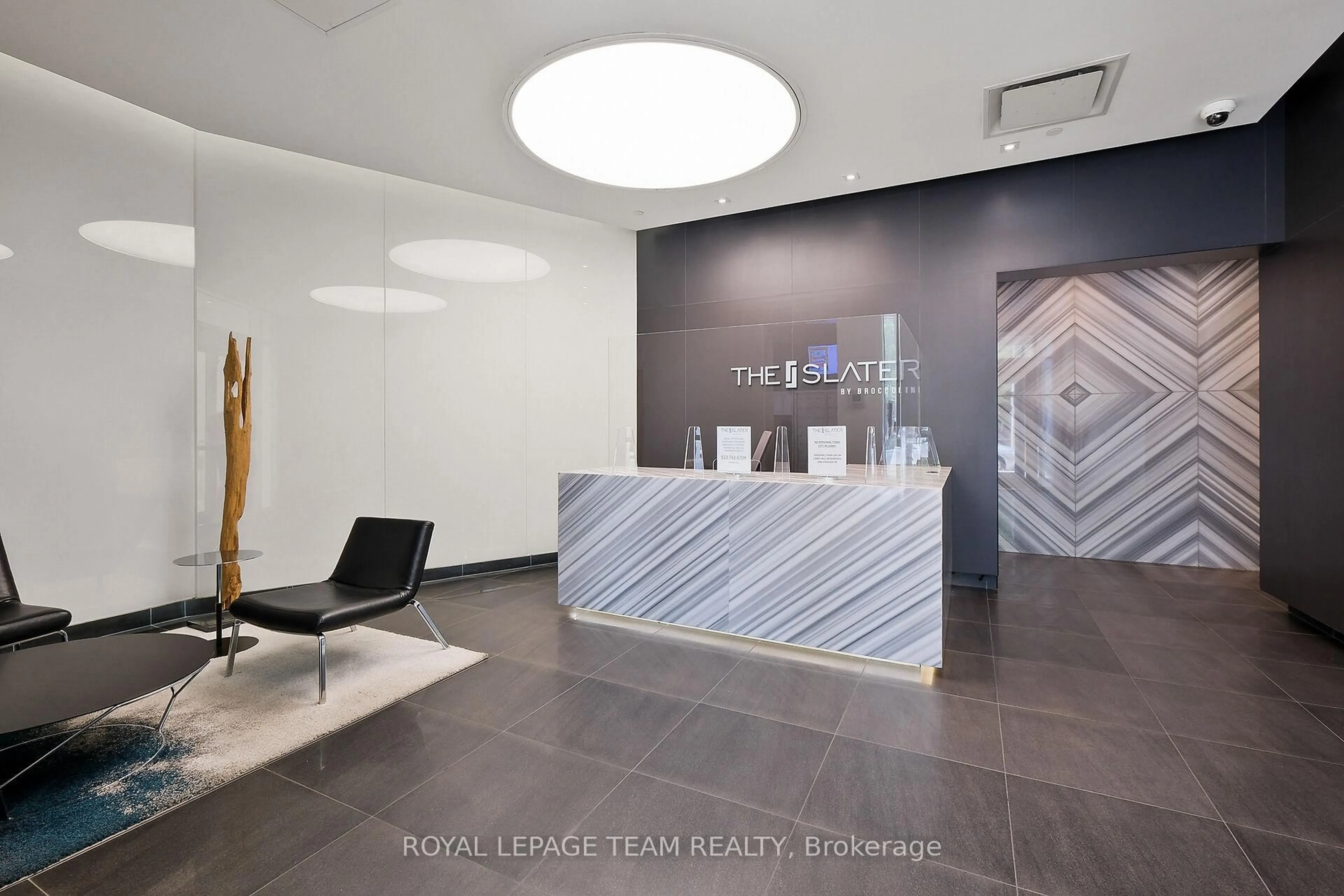 Lobby for 199 Slater Street St #2204, Ottawa Ontario K1P 0C8